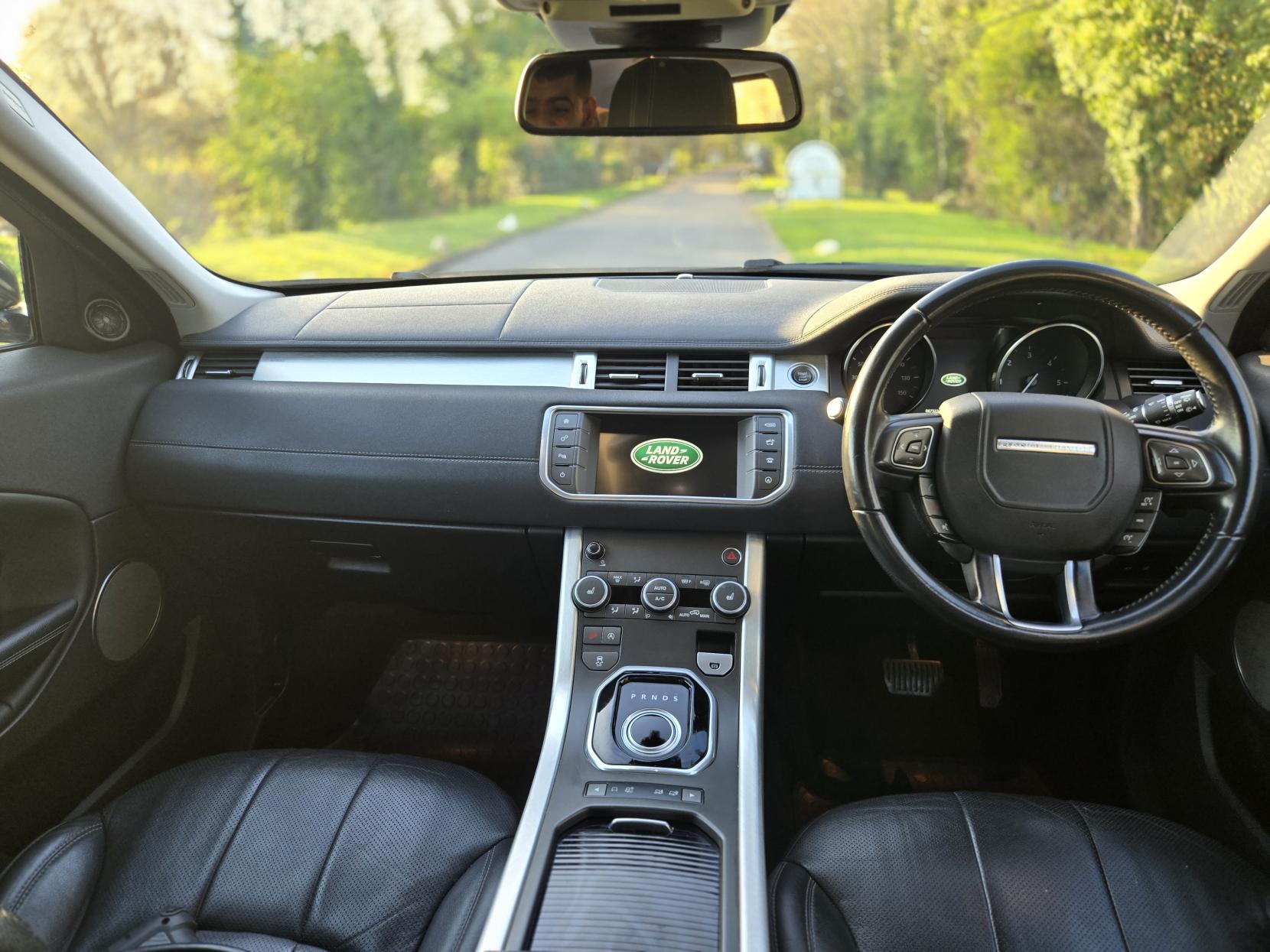 Land Rover Range Rover Evoque 2.0 TD4 SE Tech SUV 5dr Diesel Auto 4WD Euro 6 (s/s) (180 ps)