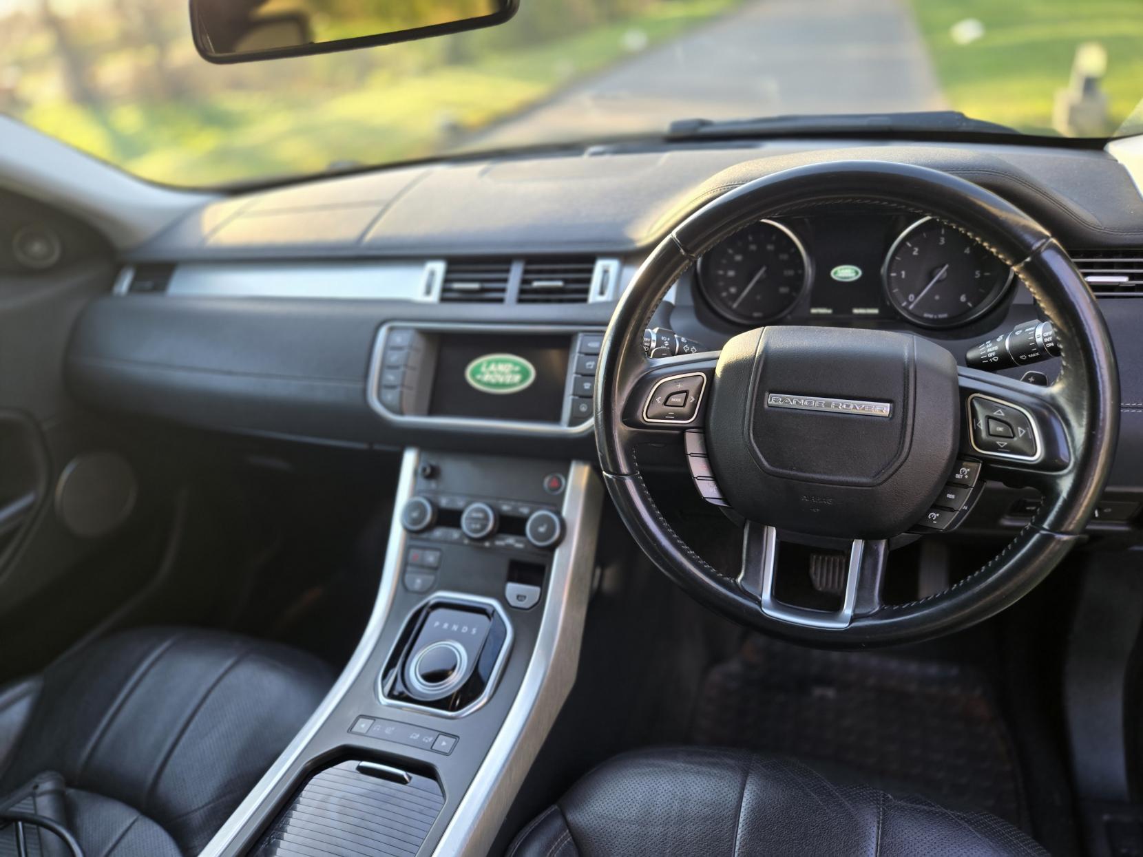 Land Rover Range Rover Evoque 2.0 TD4 SE Tech SUV 5dr Diesel Auto 4WD Euro 6 (s/s) (180 ps)