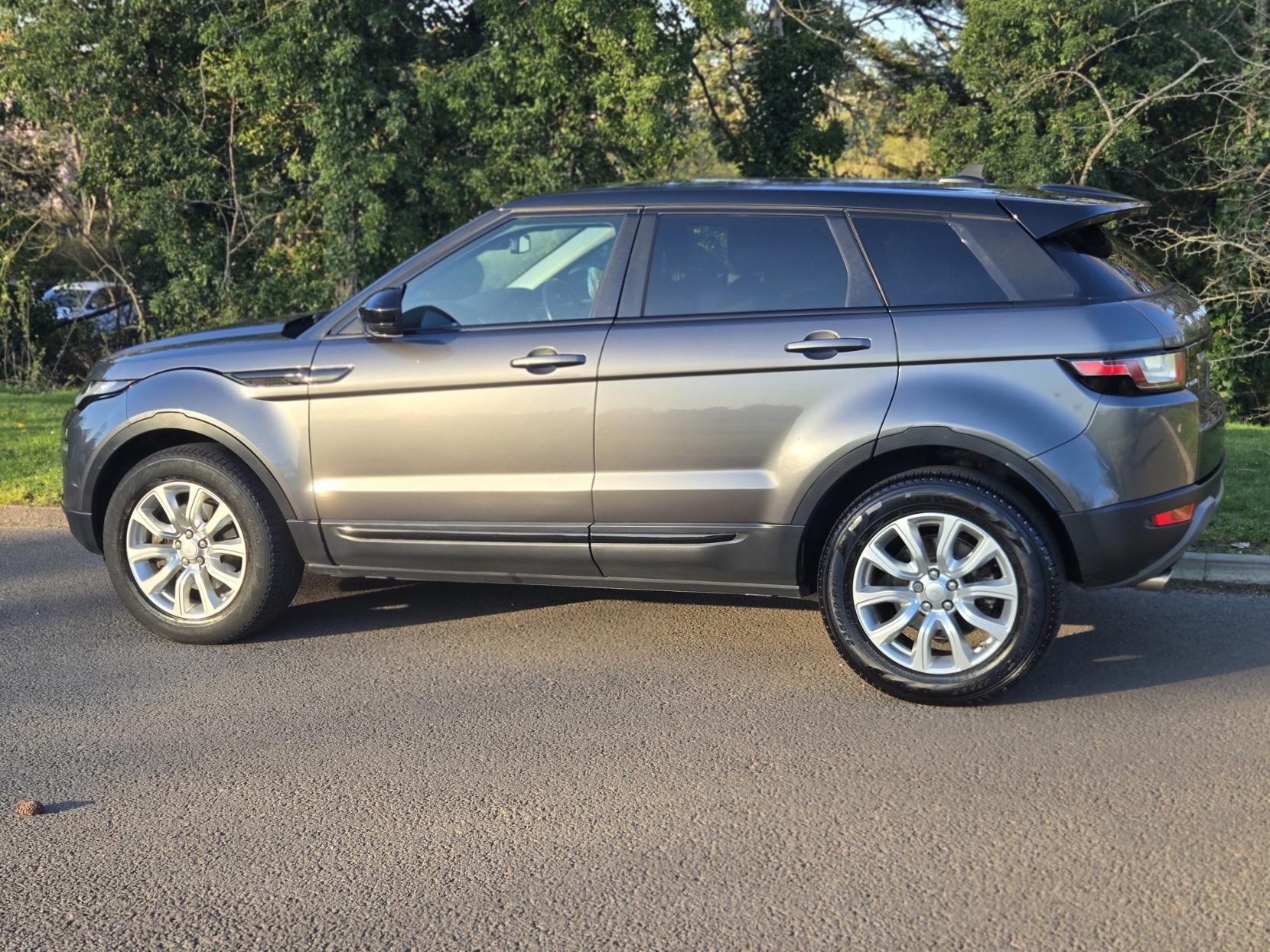 Land Rover Range Rover Evoque 2.0 TD4 SE Tech SUV 5dr Diesel Auto 4WD Euro 6 (s/s) (180 ps)