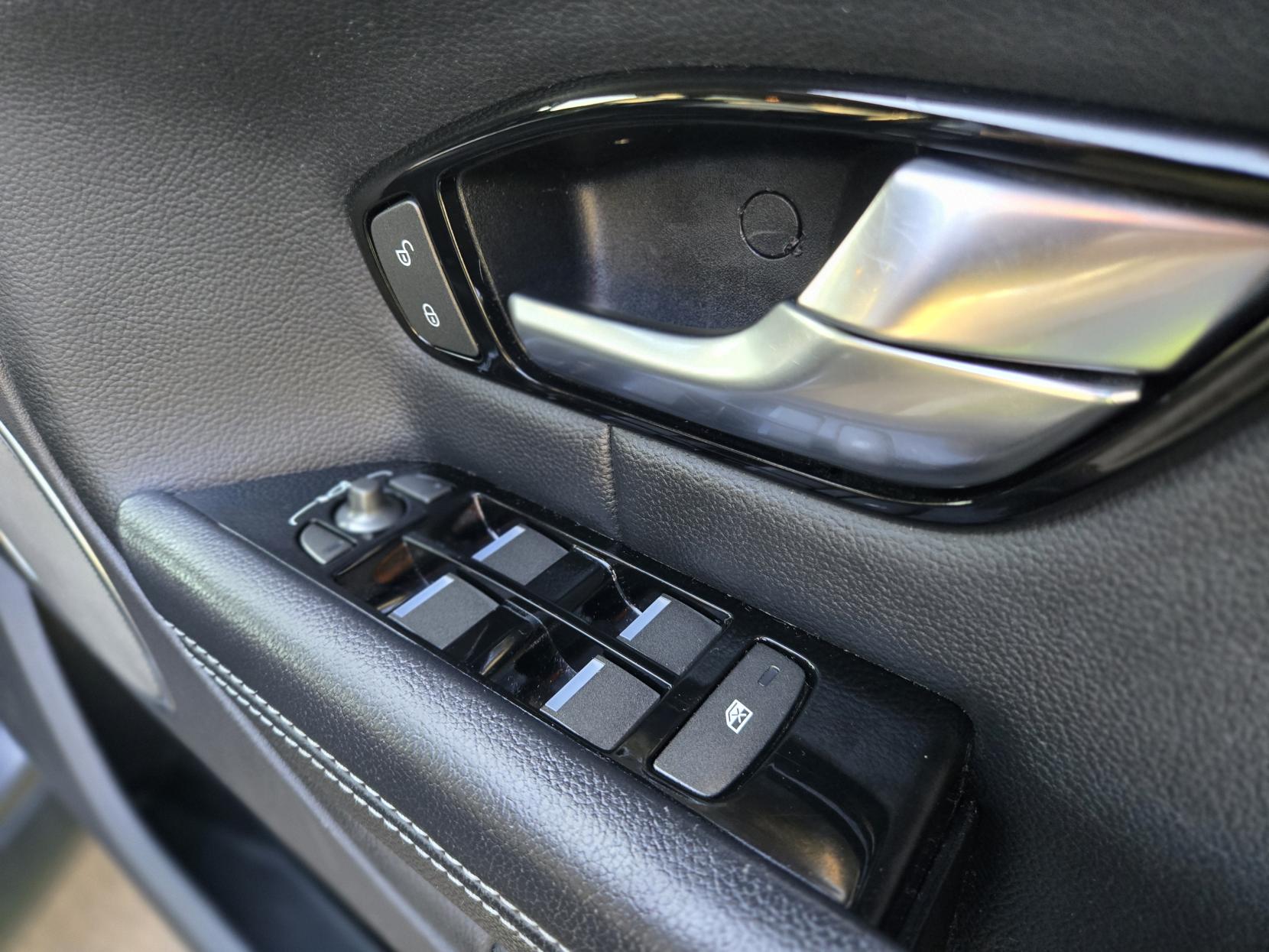 Land Rover Range Rover Evoque 2.0 TD4 SE Tech SUV 5dr Diesel Auto 4WD Euro 6 (s/s) (180 ps)