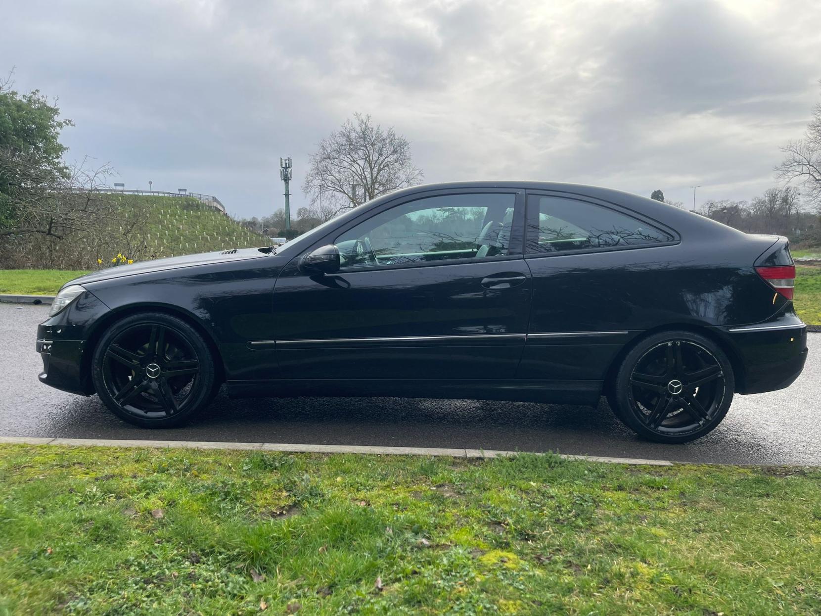 Mercedes-Benz CLC Class 1.8 CLC180K Sport Coupe 3dr Petrol Auto Euro 4 (143 ps)