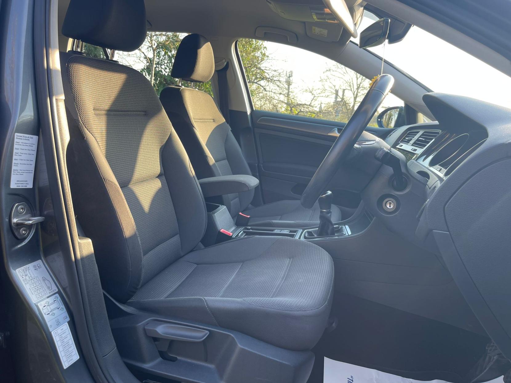 Volkswagen Golf 1.0 TSI SE Hatchback 5dr Petrol Manual Euro 6 (s/s) (110 bhp)