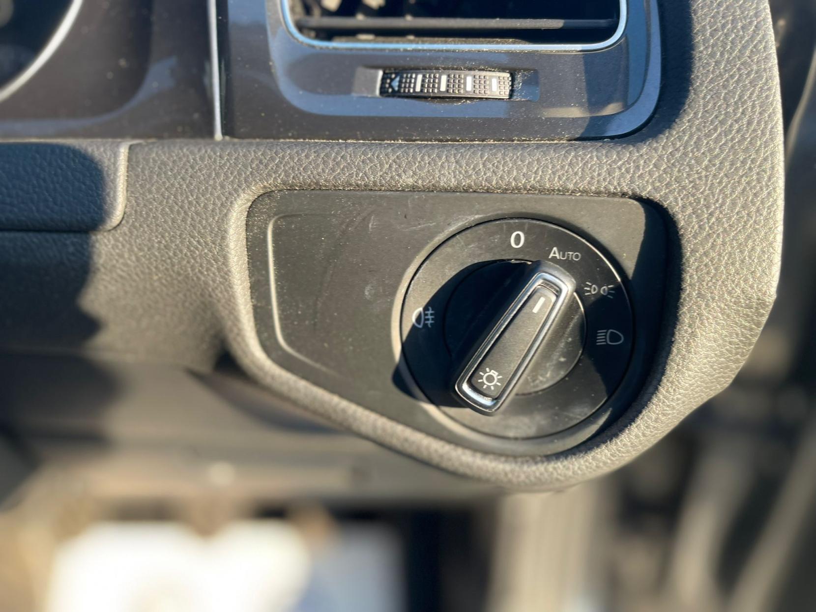 Volkswagen Golf 1.0 TSI SE Hatchback 5dr Petrol Manual Euro 6 (s/s) (110 bhp)