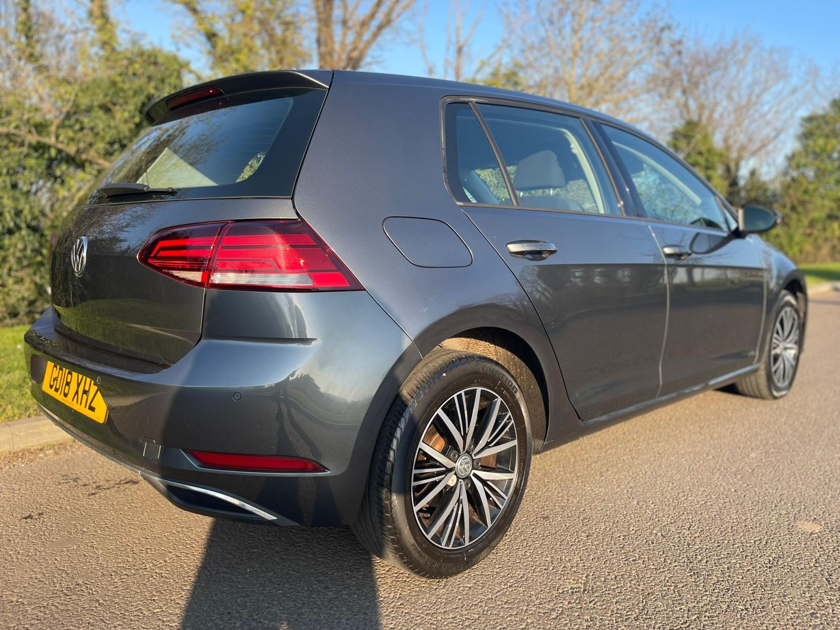 Volkswagen Golf 1.0 TSI SE Hatchback 5dr Petrol Manual Euro 6 (s/s) (110 bhp)