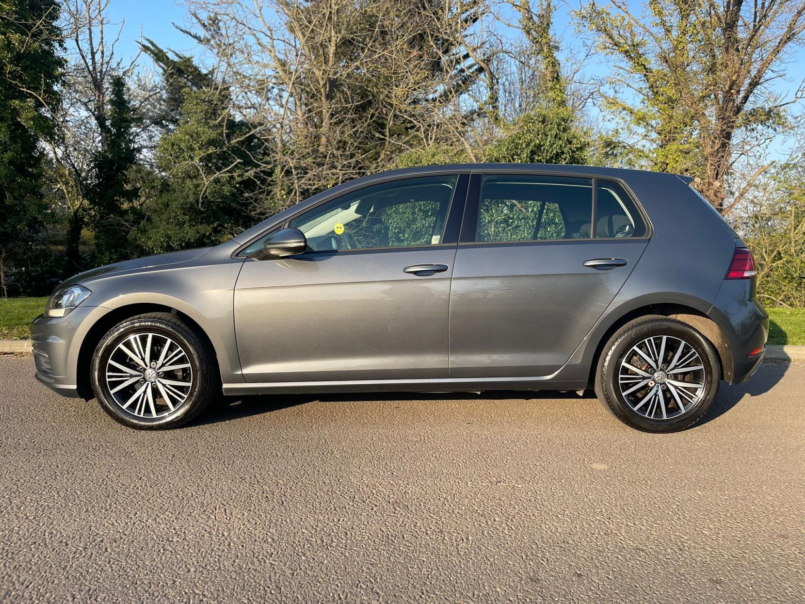 Volkswagen Golf 1.0 TSI SE Hatchback 5dr Petrol Manual Euro 6 (s/s) (110 bhp)