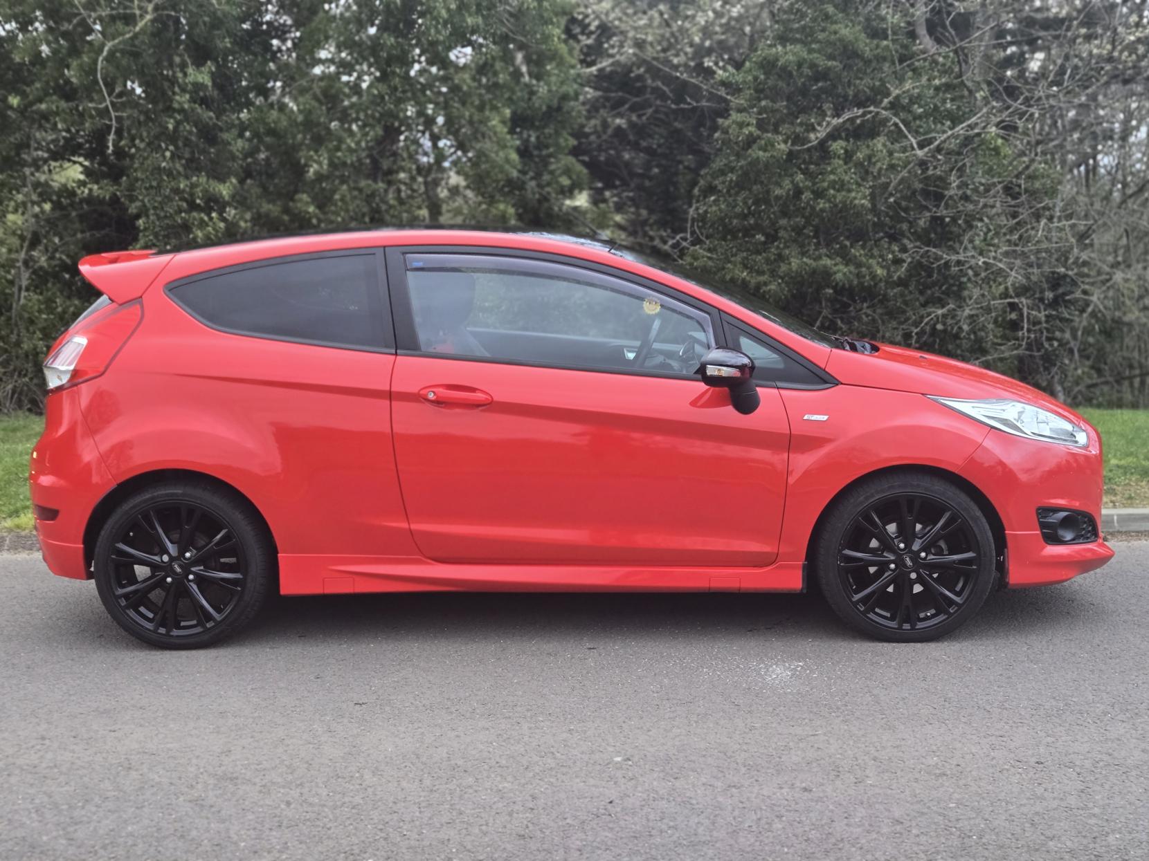 Ford Fiesta 1.0T EcoBoost ST-Line Hatchback 3dr Petrol Manual Euro 6 (s/s) (140 ps)