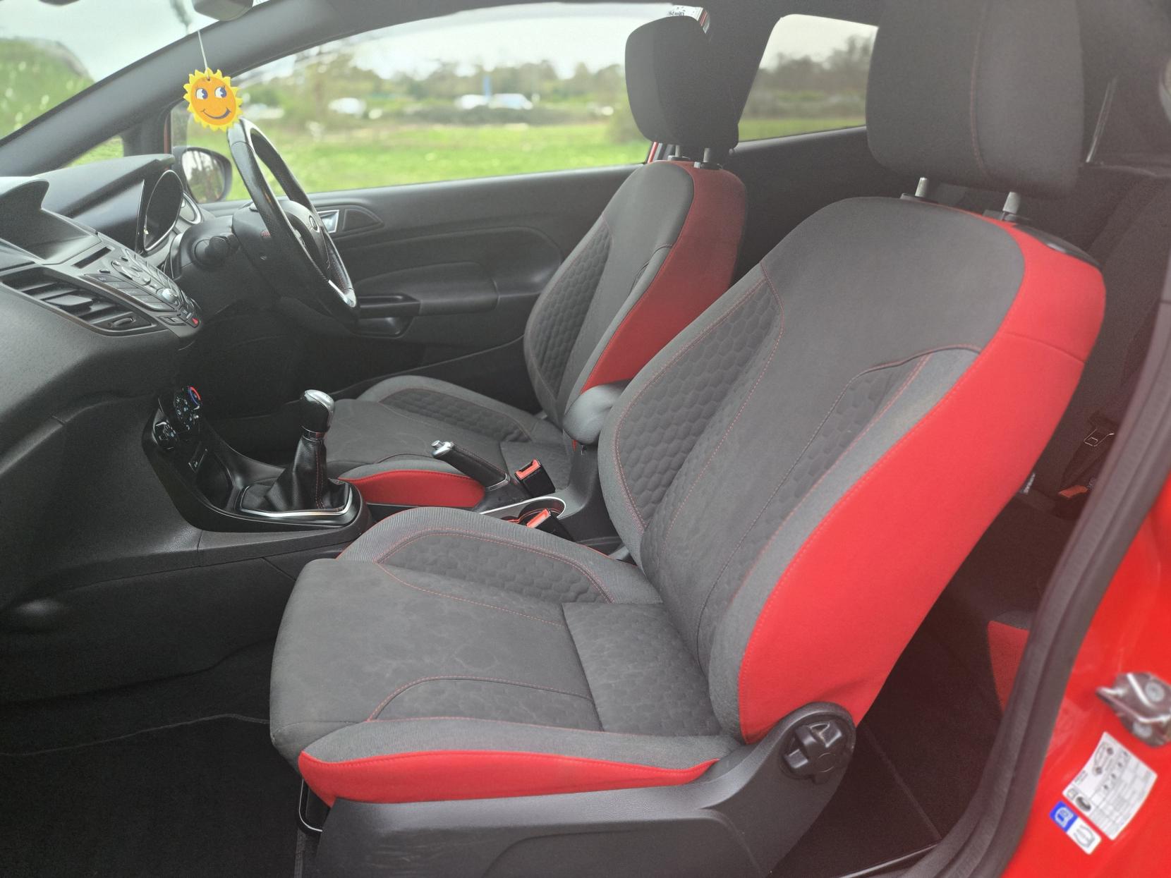 Ford Fiesta 1.0T EcoBoost ST-Line Hatchback 3dr Petrol Manual Euro 6 (s/s) (140 ps)