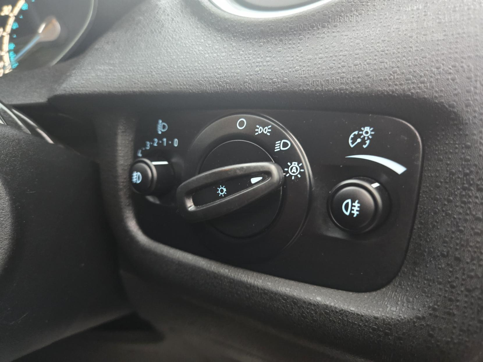 Ford Fiesta 1.0T EcoBoost ST-Line Hatchback 3dr Petrol Manual Euro 6 (s/s) (140 ps)