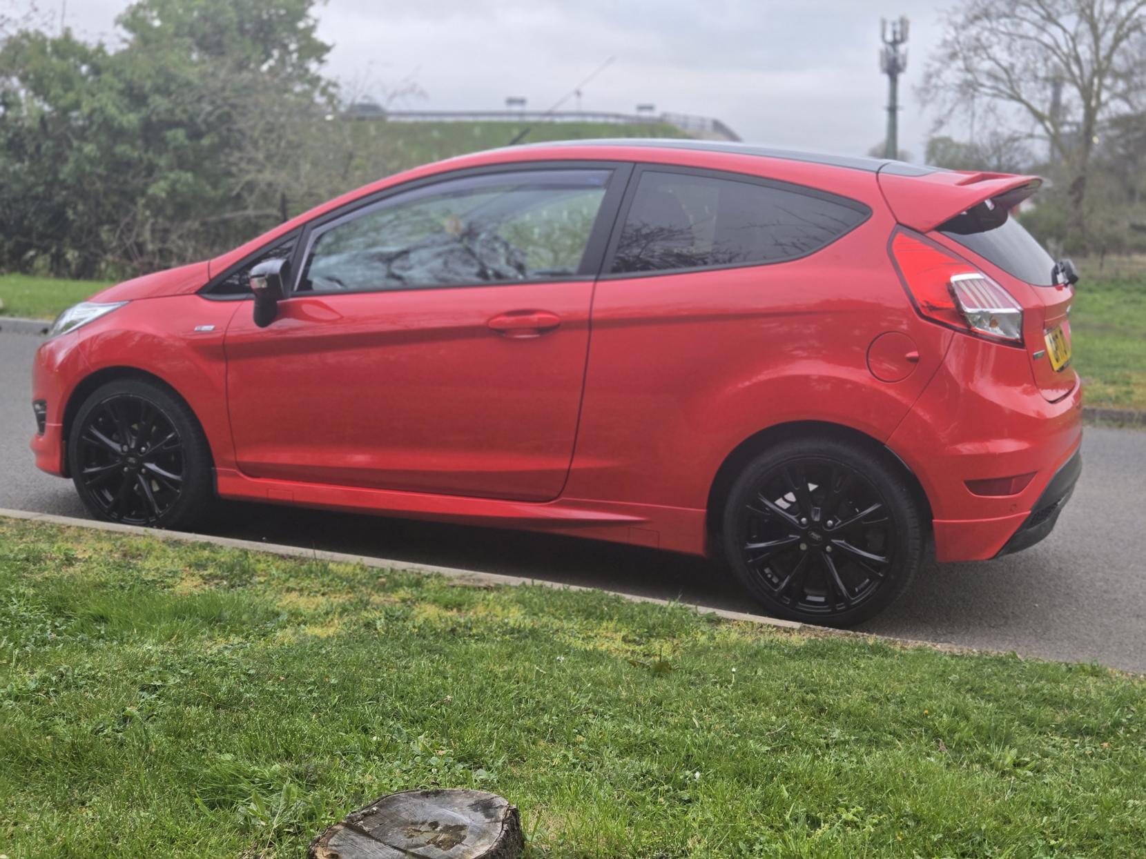 Ford Fiesta 1.0T EcoBoost ST-Line Hatchback 3dr Petrol Manual Euro 6 (s/s) (140 ps)