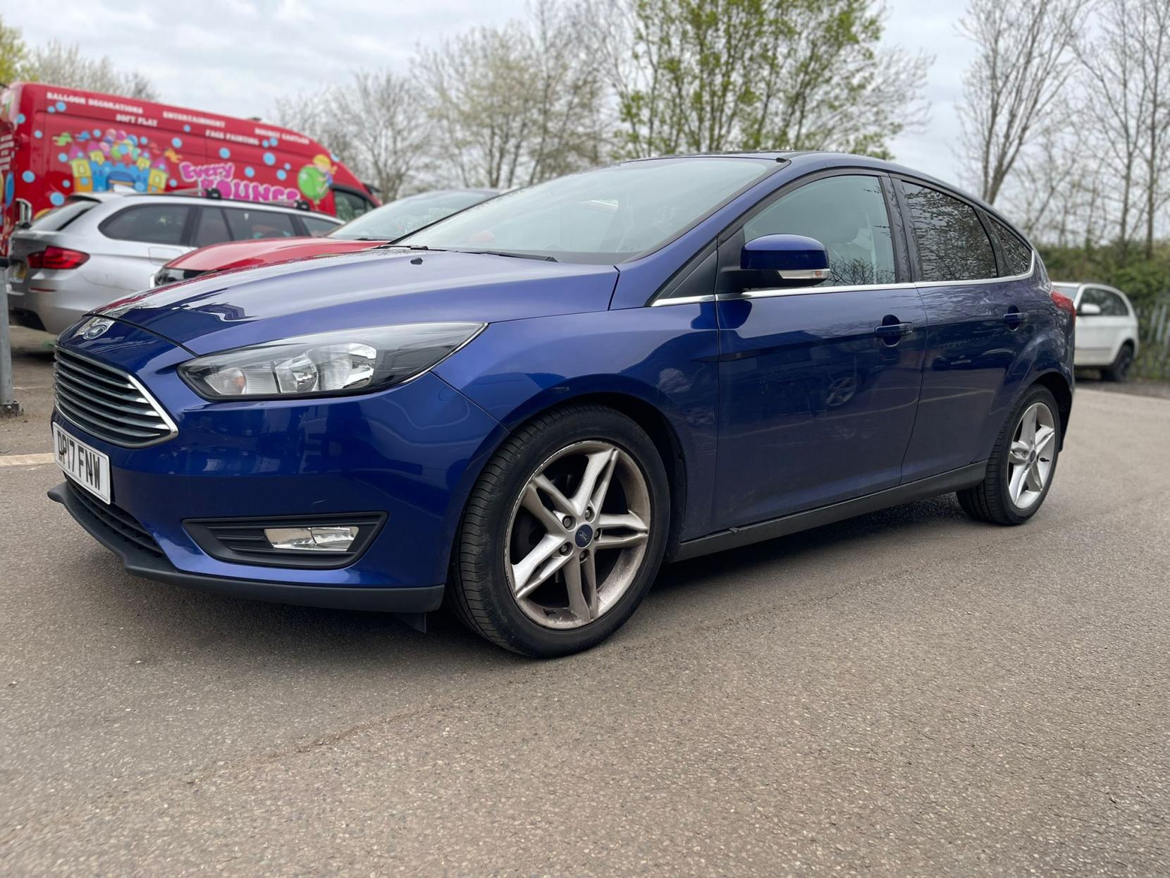 Ford Focus 1.0T EcoBoost Zetec Edition Hatchback 5dr Petrol Manual Euro 6 (s/s) (125 ps)