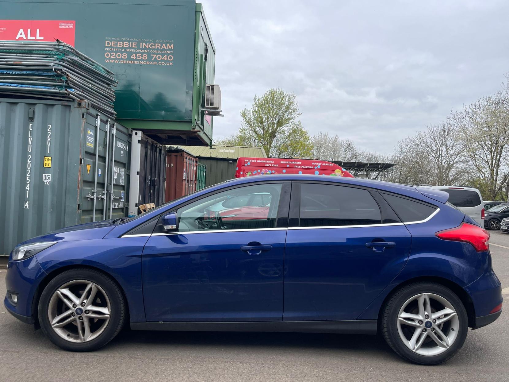 Ford Focus 1.0T EcoBoost Zetec Edition Hatchback 5dr Petrol Manual Euro 6 (s/s) (125 ps)