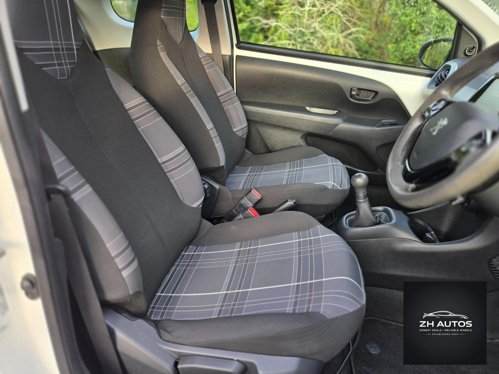 Peugeot 108 1.0 Active Euro 6 3dr