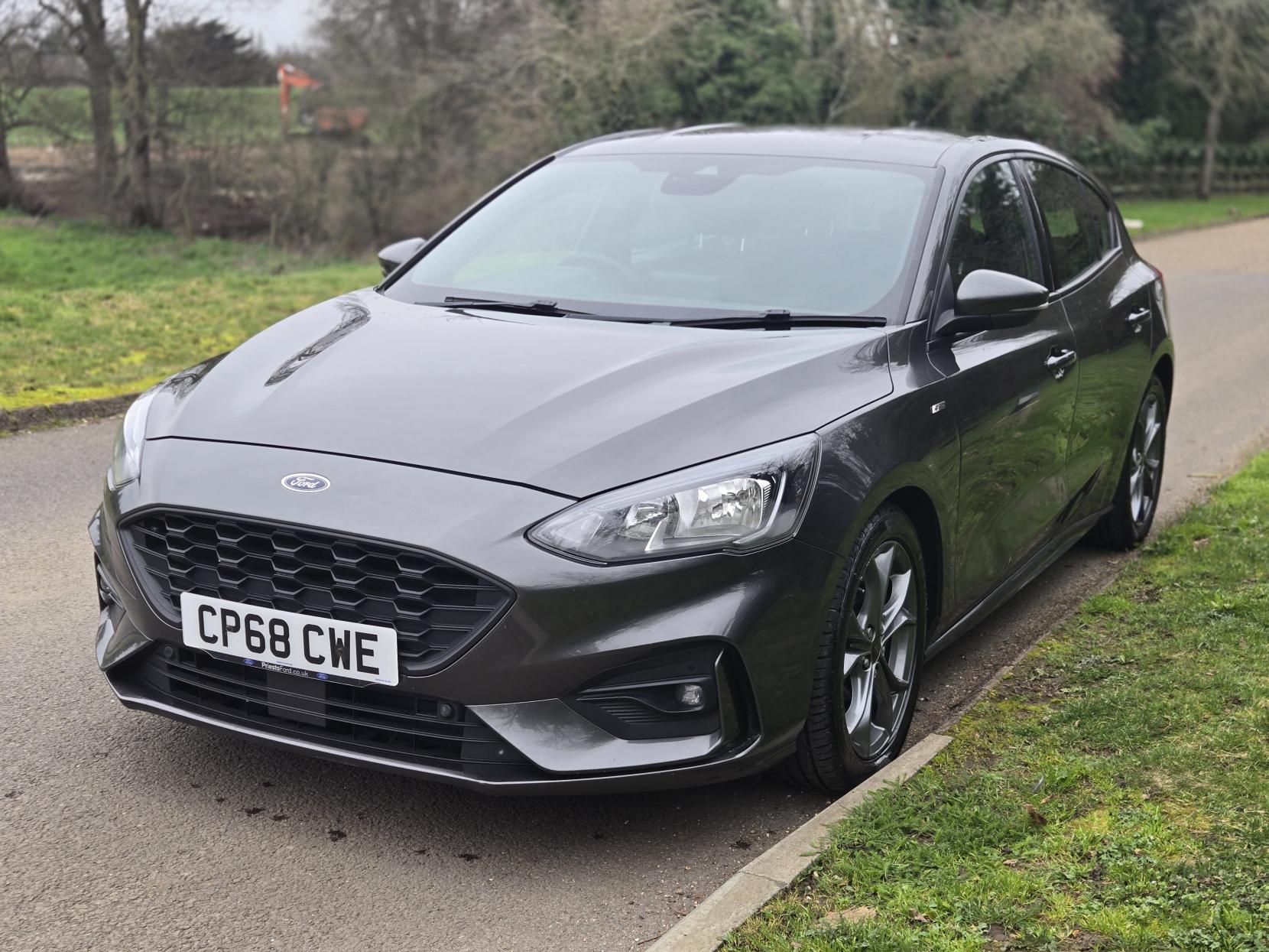 Ford Focus 1.0T EcoBoost ST-Line Hatchback 5dr Petrol Manual Euro 6 (s/s) (125 ps)