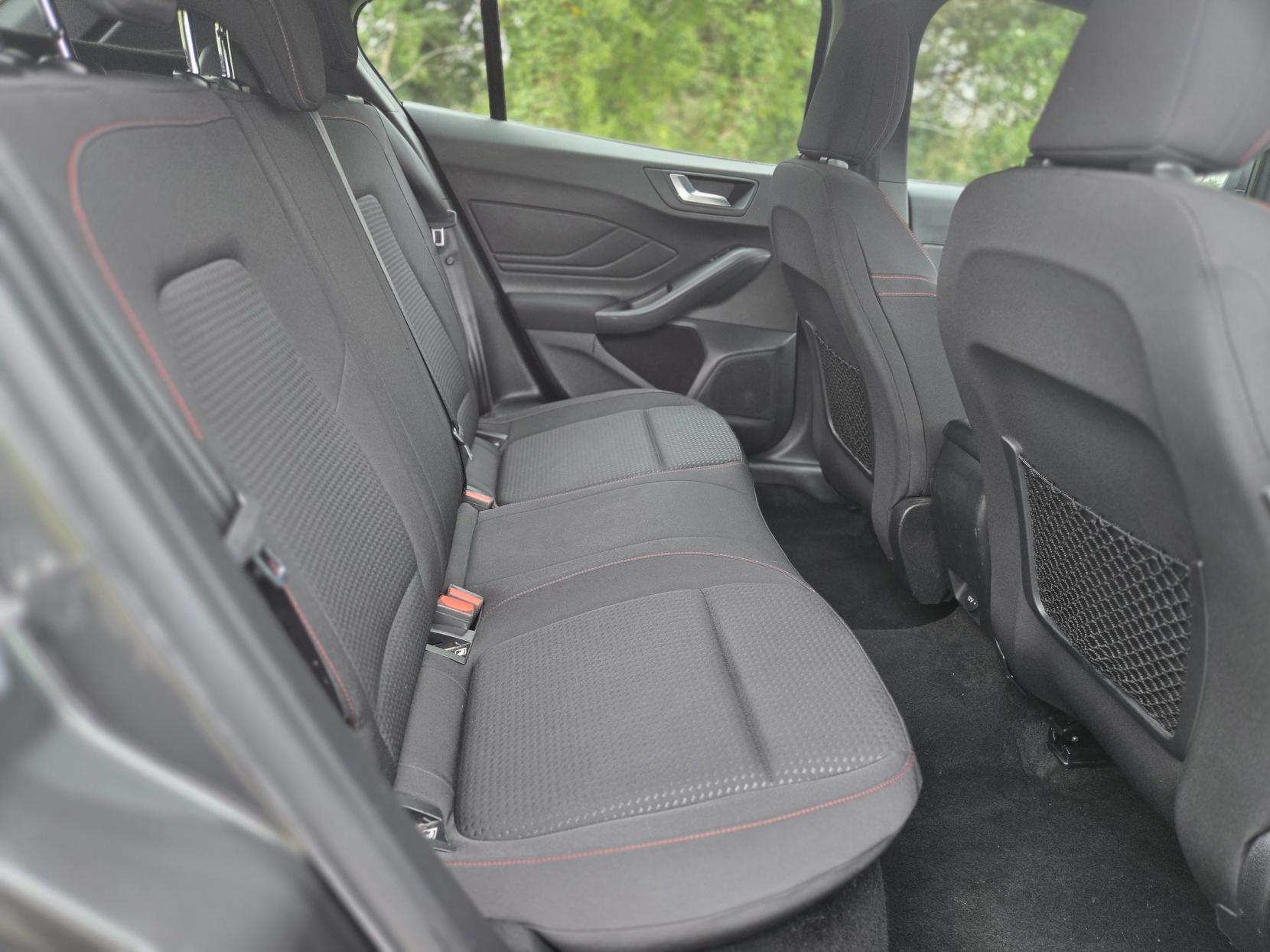 Ford Focus 1.0T EcoBoost ST-Line Hatchback 5dr Petrol Manual Euro 6 (s/s) (125 ps)