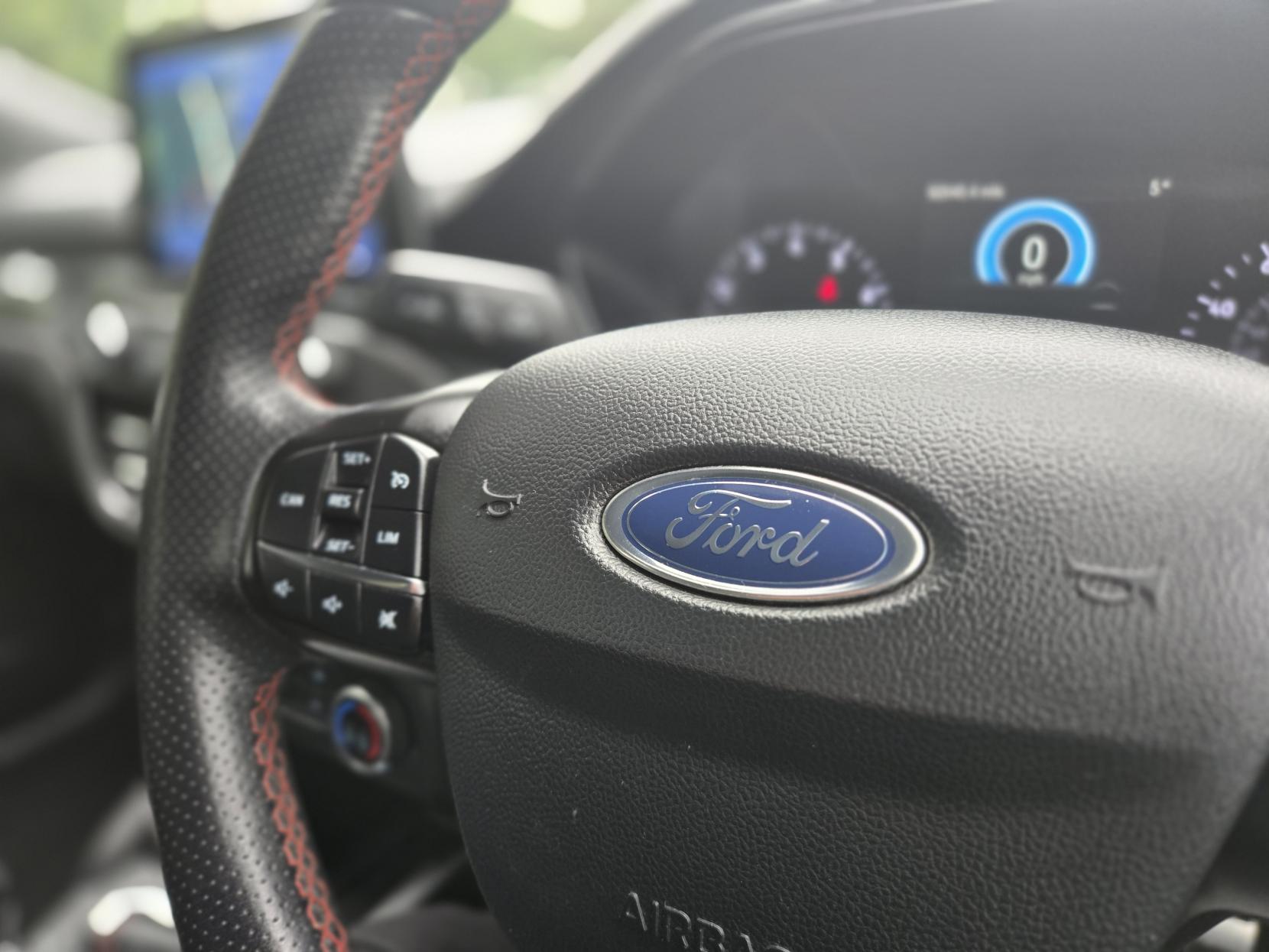 Ford Focus 1.0T EcoBoost ST-Line Hatchback 5dr Petrol Manual Euro 6 (s/s) (125 ps)