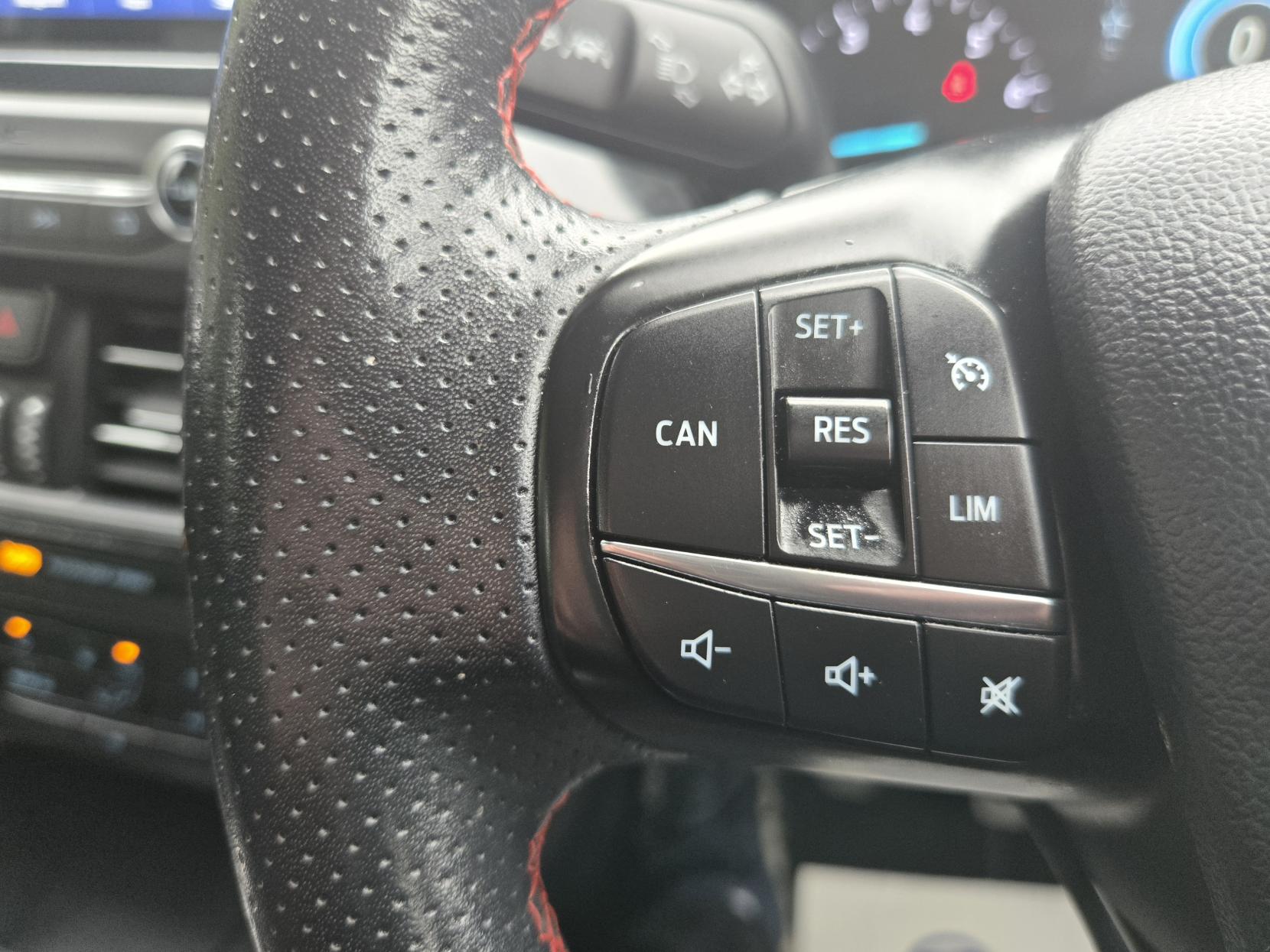 Ford Focus 1.0T EcoBoost ST-Line Hatchback 5dr Petrol Manual Euro 6 (s/s) (125 ps)