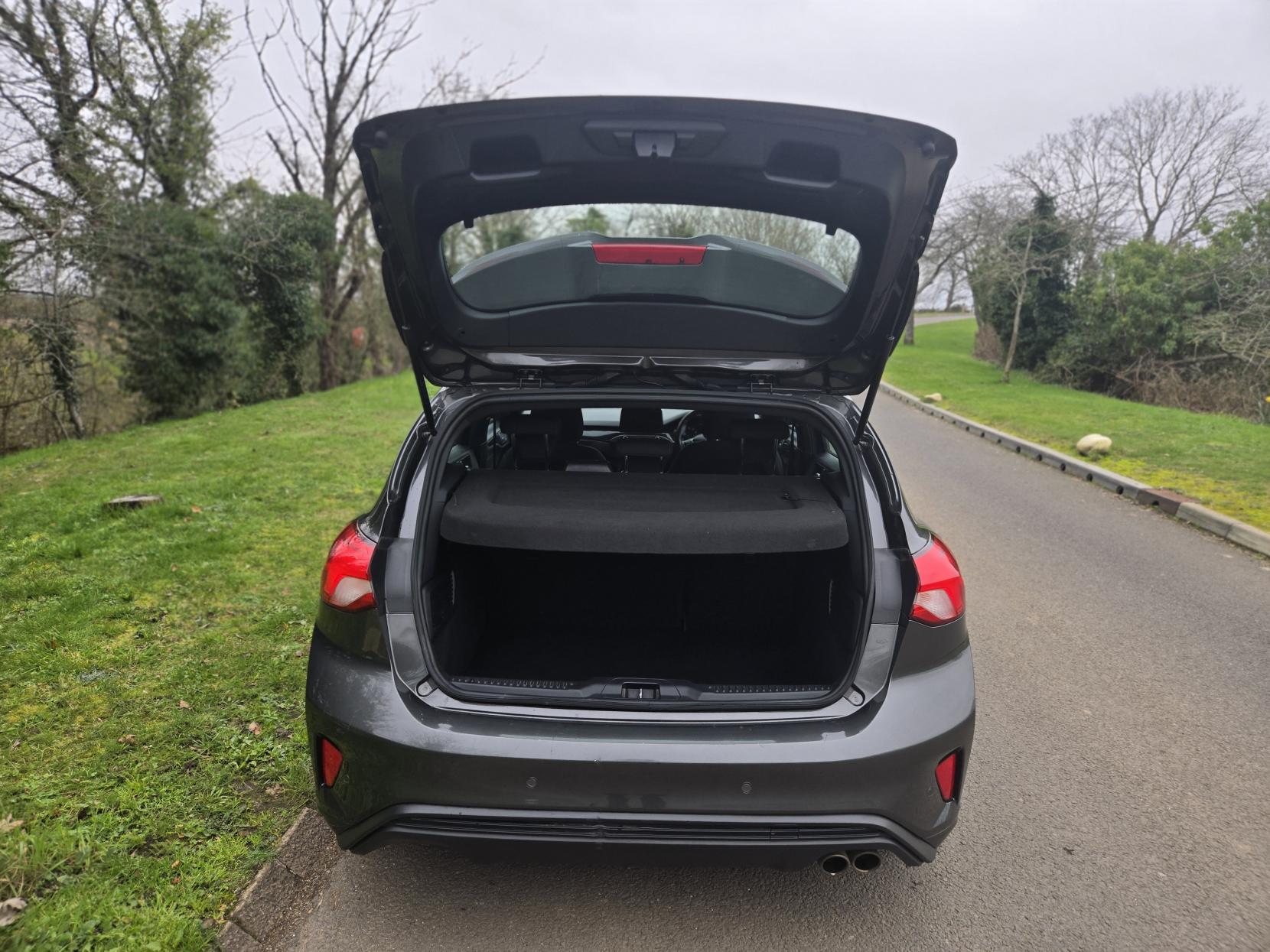 Ford Focus 1.0T EcoBoost ST-Line Hatchback 5dr Petrol Manual Euro 6 (s/s) (125 ps)