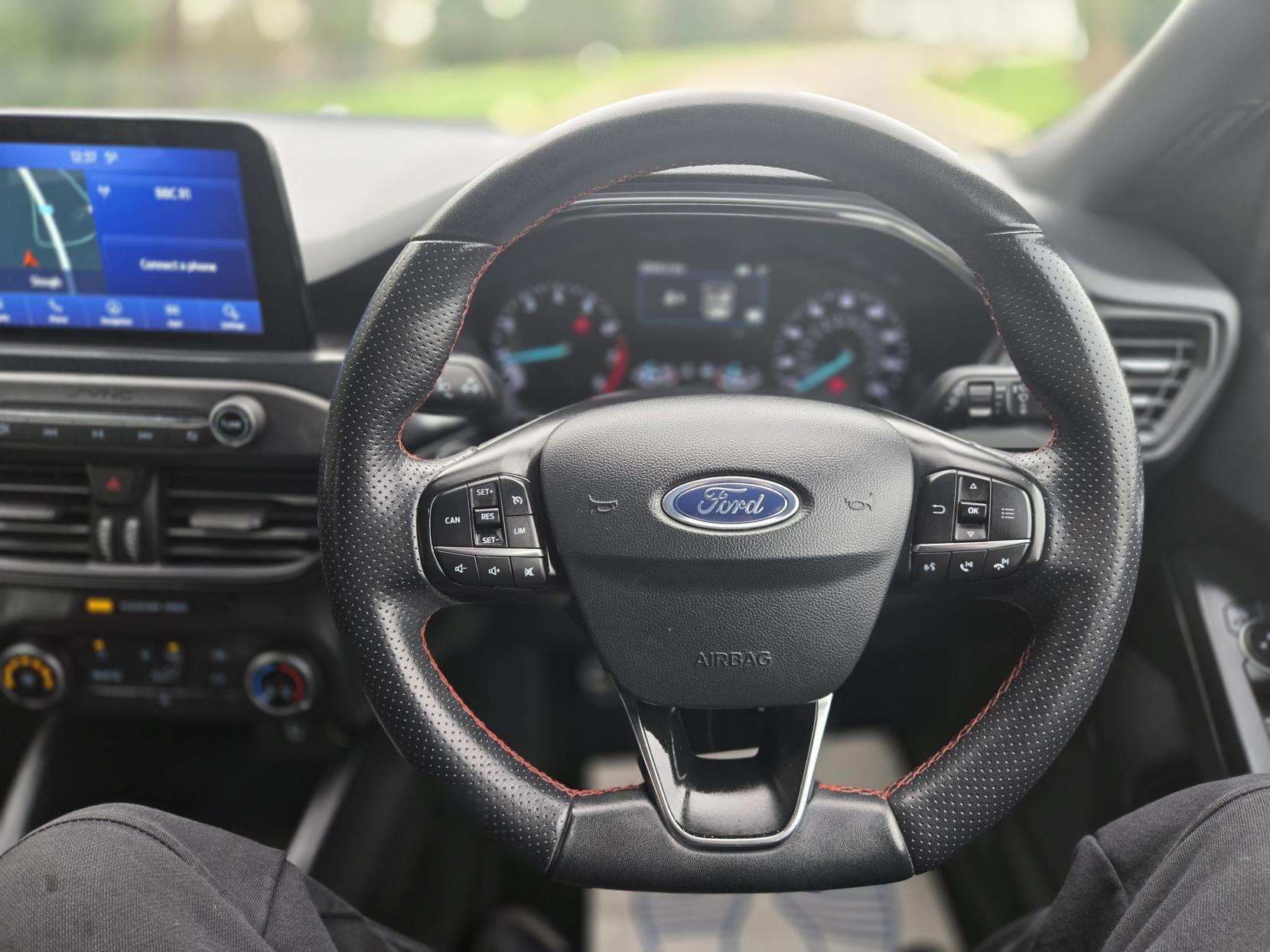 Ford Focus 1.0T EcoBoost ST-Line Hatchback 5dr Petrol Manual Euro 6 (s/s) (125 ps)