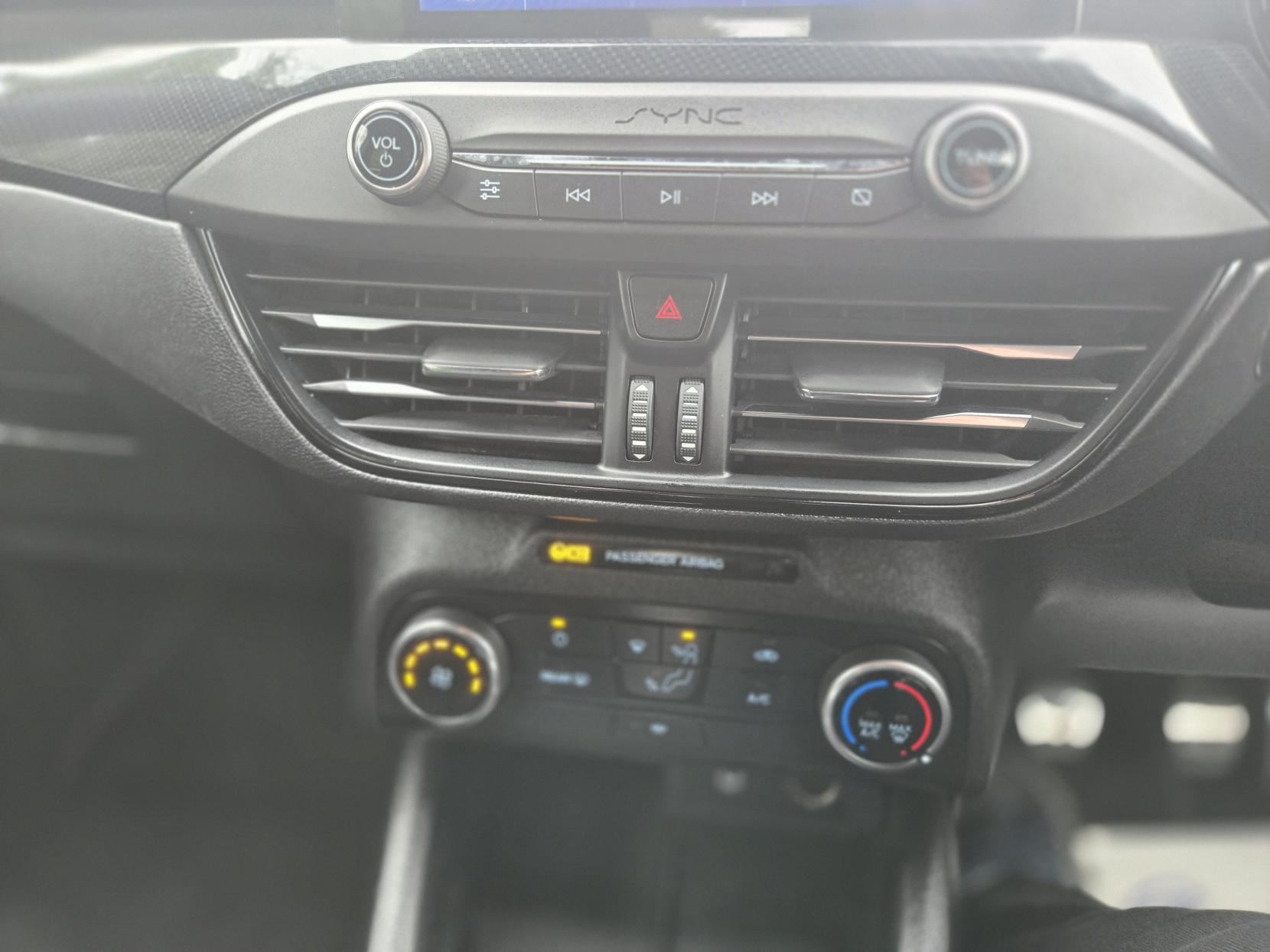 Ford Focus 1.0T EcoBoost ST-Line Hatchback 5dr Petrol Manual Euro 6 (s/s) (125 ps)