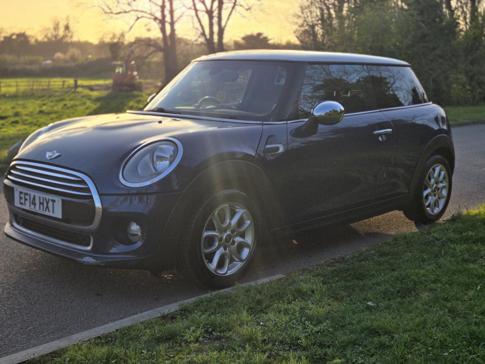 MINI Hatch 1.5 Cooper D Hatchback 3dr Diesel Manual Euro 6 (s/s) (116 ps)