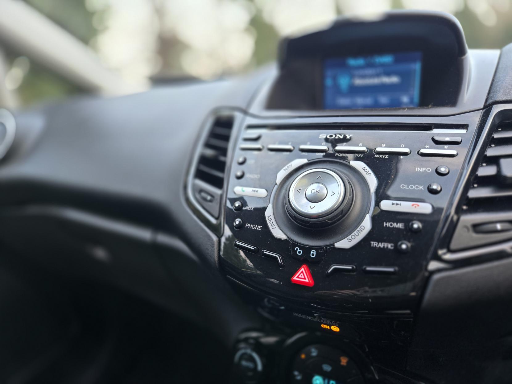 Ford Fiesta 1.0 Titanium Hatchback 5dr Petrol Manual Euro 5 (s/s) (80 ps)