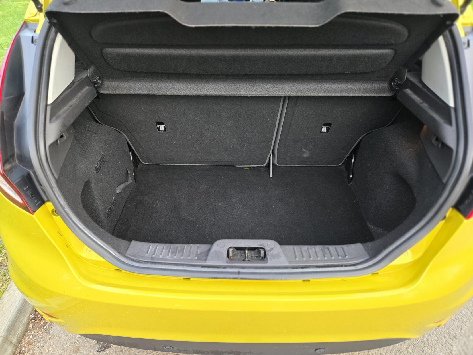 Ford Fiesta 1.0 Titanium Hatchback 5dr Petrol Manual Euro 5 (s/s) (80 ps)