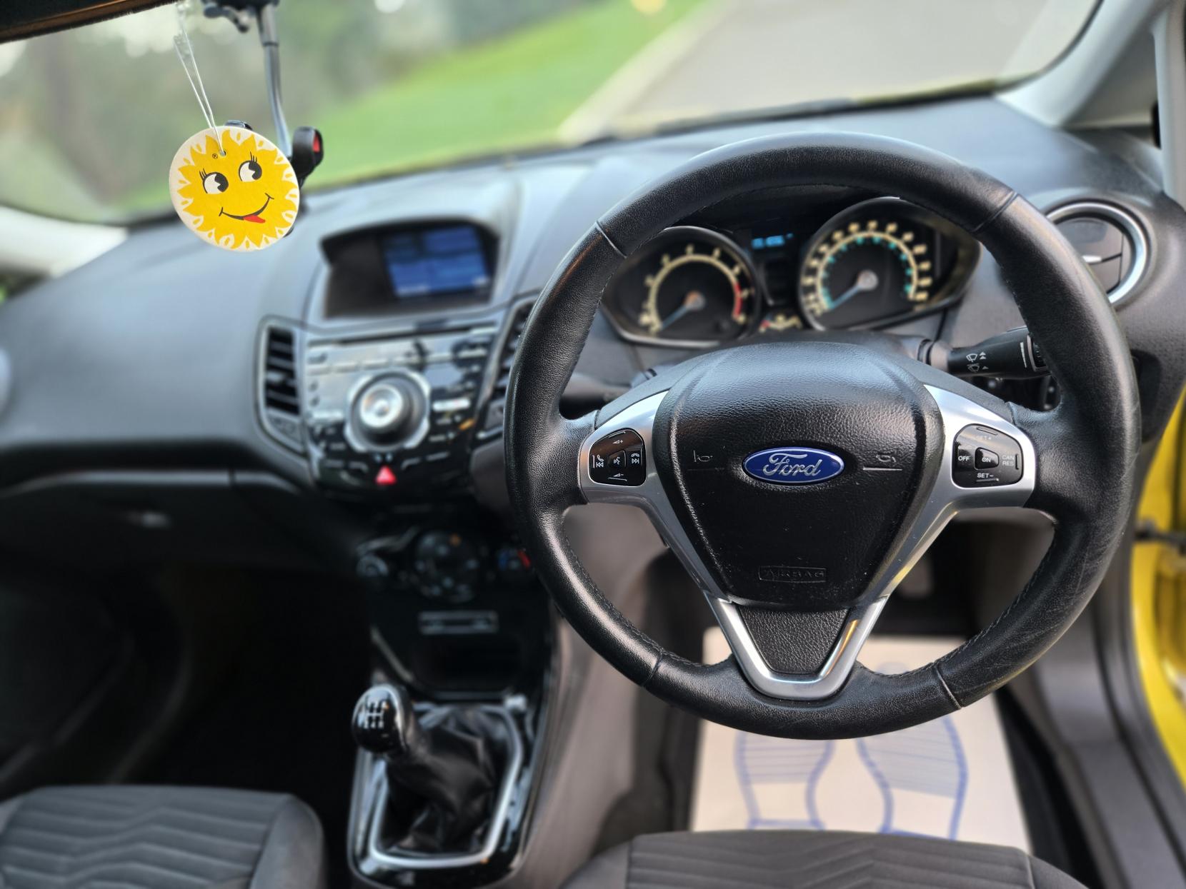 Ford Fiesta 1.0 Titanium Hatchback 5dr Petrol Manual Euro 5 (s/s) (80 ps)