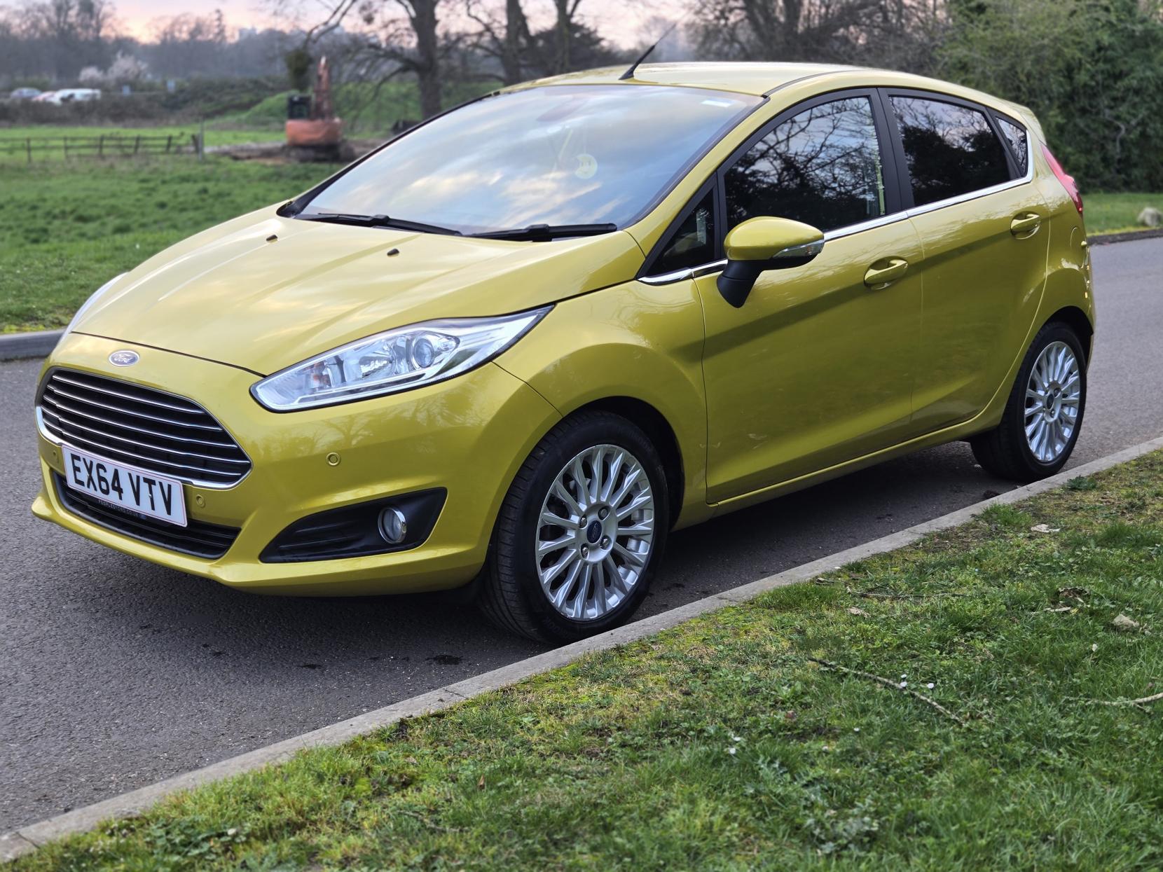 Ford Fiesta 1.0 Titanium Hatchback 5dr Petrol Manual Euro 5 (s/s) (80 ps)