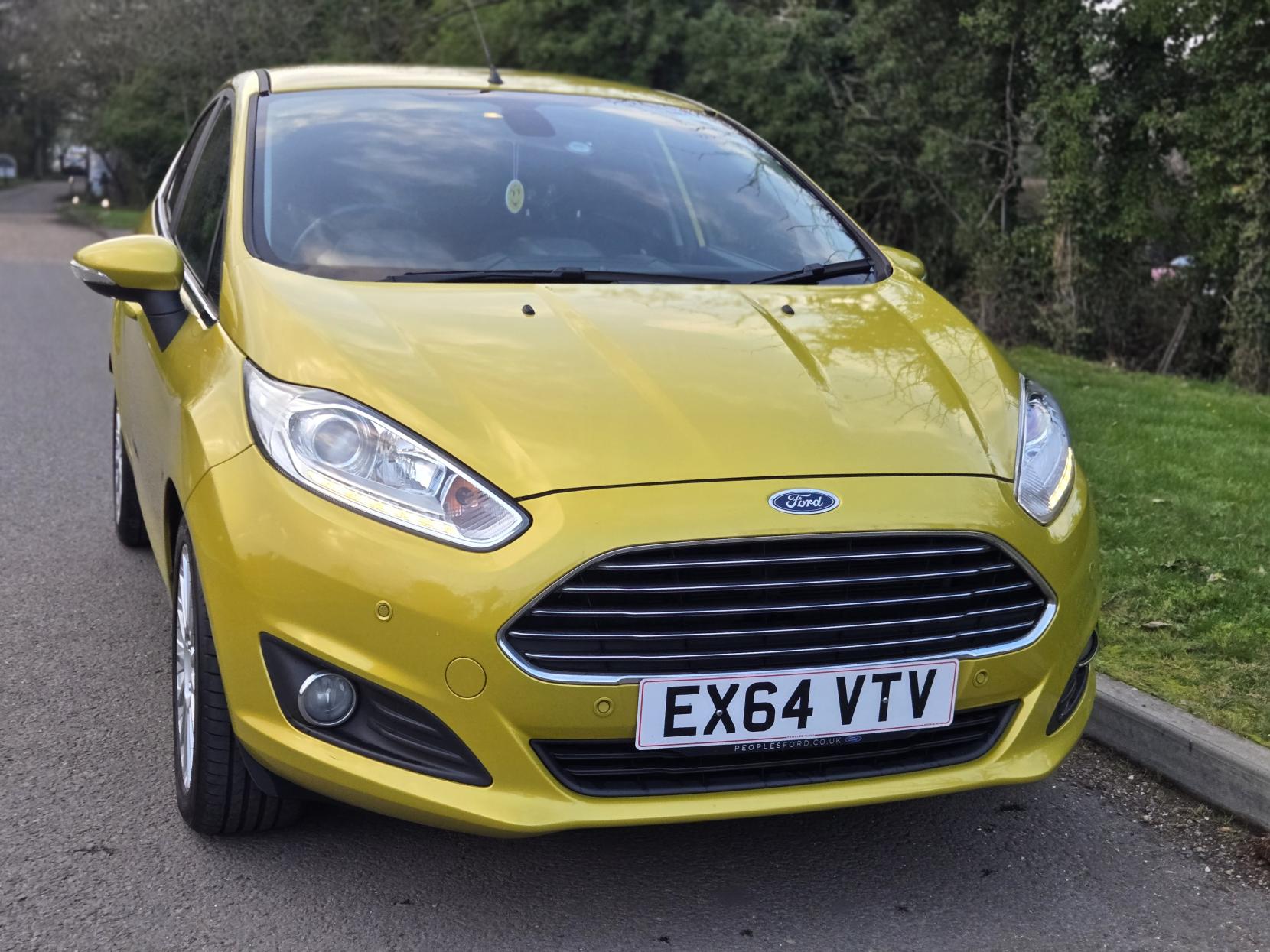Ford Fiesta 1.0 Titanium Hatchback 5dr Petrol Manual Euro 5 (s/s) (80 ps)