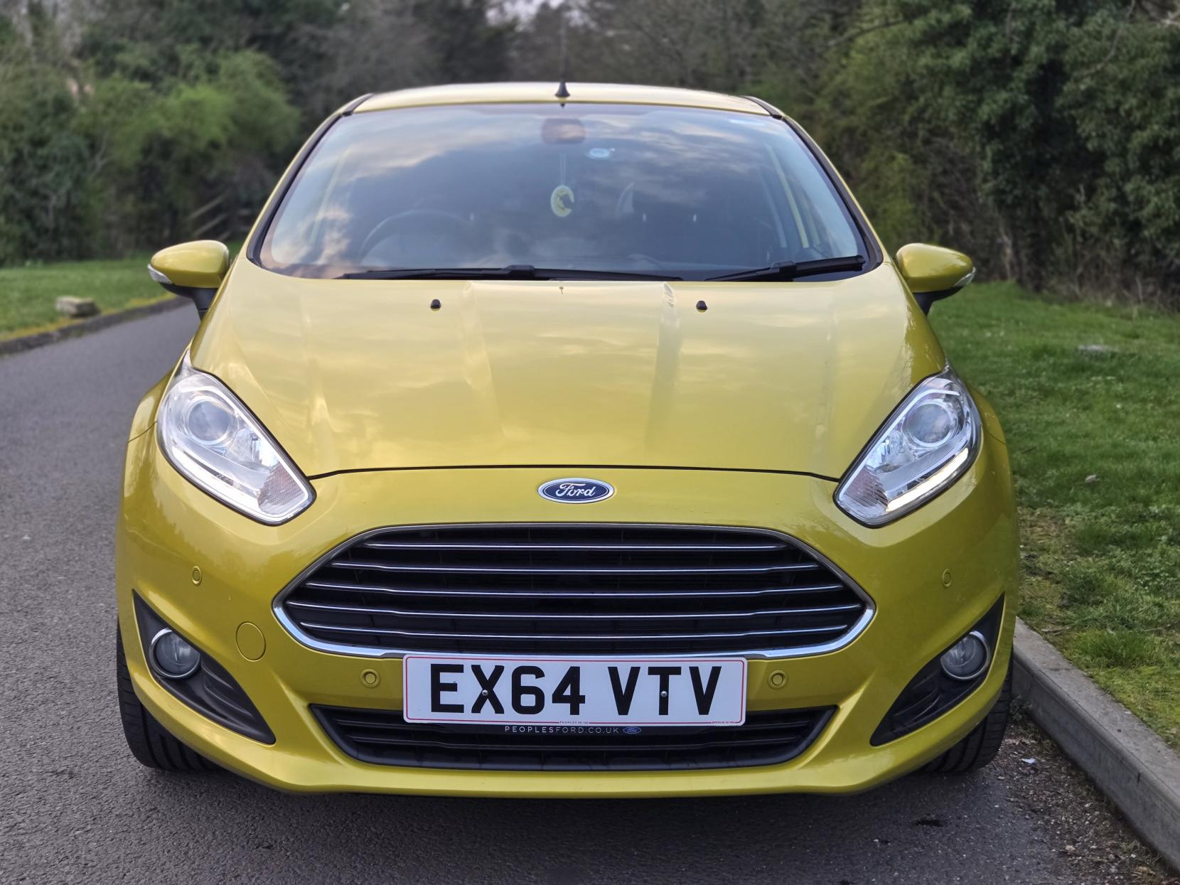 Ford Fiesta 1.0 Titanium Hatchback 5dr Petrol Manual Euro 5 (s/s) (80 ps)