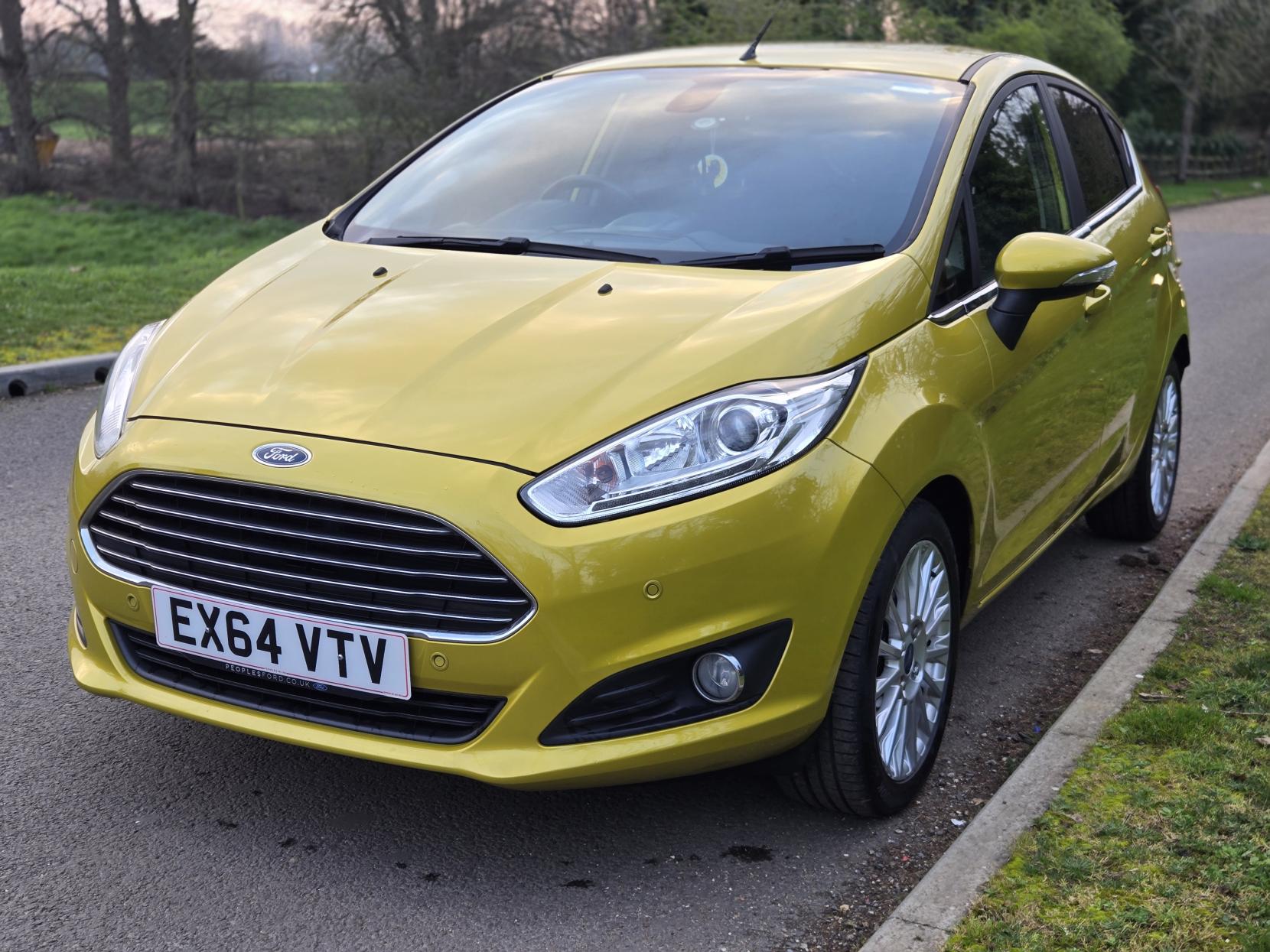 Ford Fiesta 1.0 Titanium Hatchback 5dr Petrol Manual Euro 5 (s/s) (80 ps)