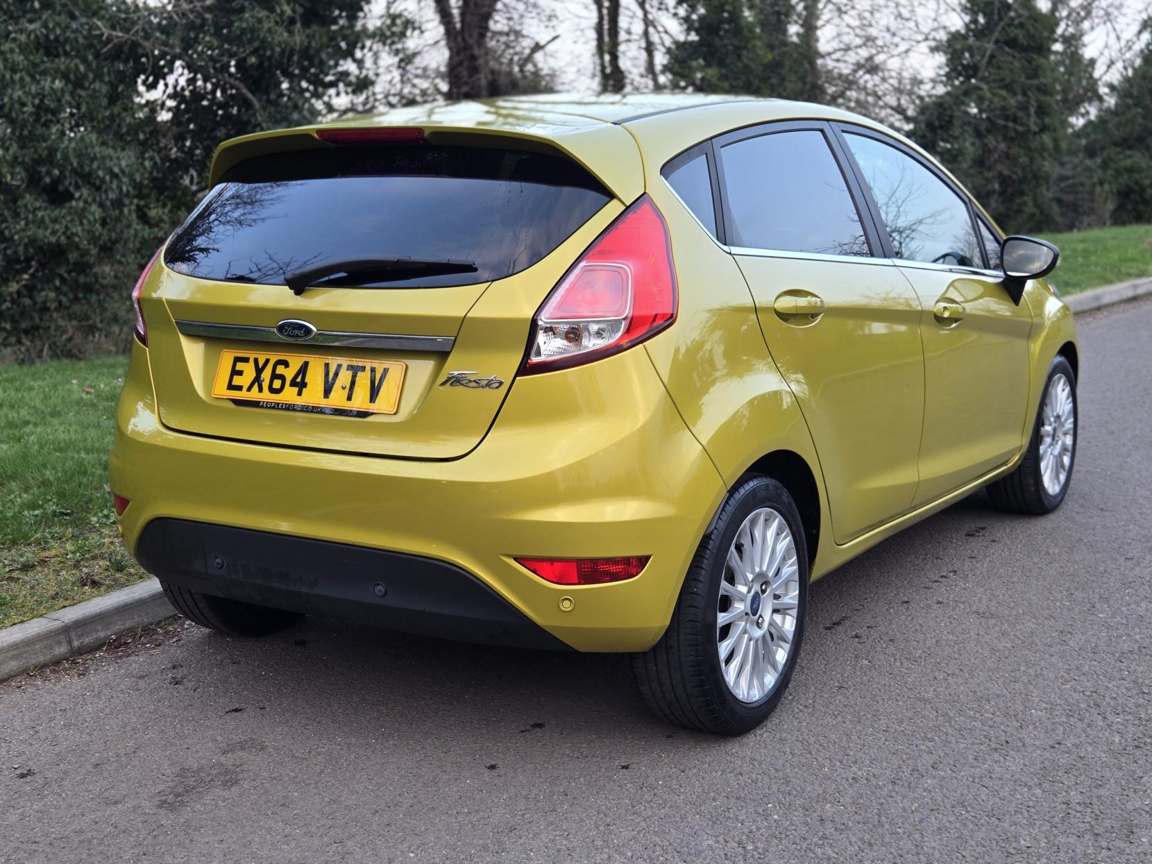 Ford Fiesta 1.0 Titanium Hatchback 5dr Petrol Manual Euro 5 (s/s) (80 ps)