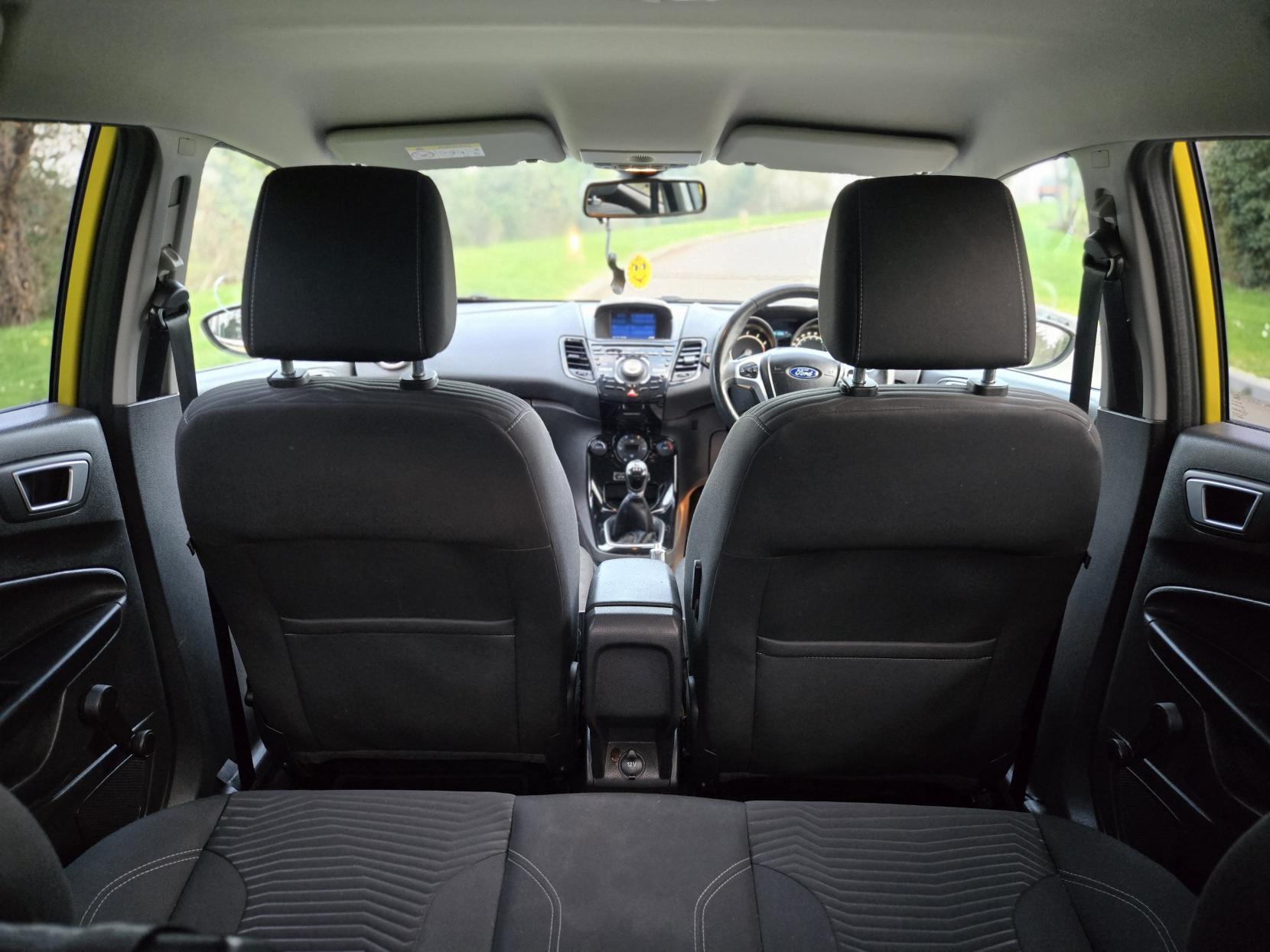 Ford Fiesta 1.0 Titanium Hatchback 5dr Petrol Manual Euro 5 (s/s) (80 ps)