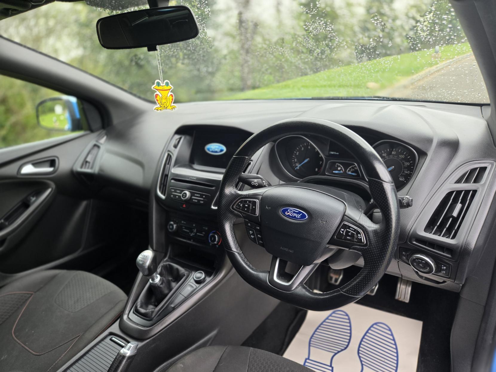 Ford Focus 1.0T EcoBoost ST-Line Hatchback 5dr Petrol Manual Euro 6 (s/s) (125 ps)