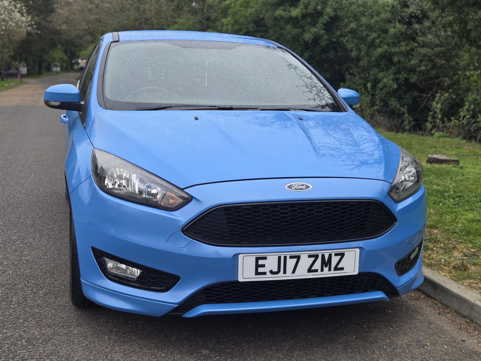 Ford Focus 1.0T EcoBoost ST-Line Hatchback 5dr Petrol Manual Euro 6 (s/s) (125 ps)