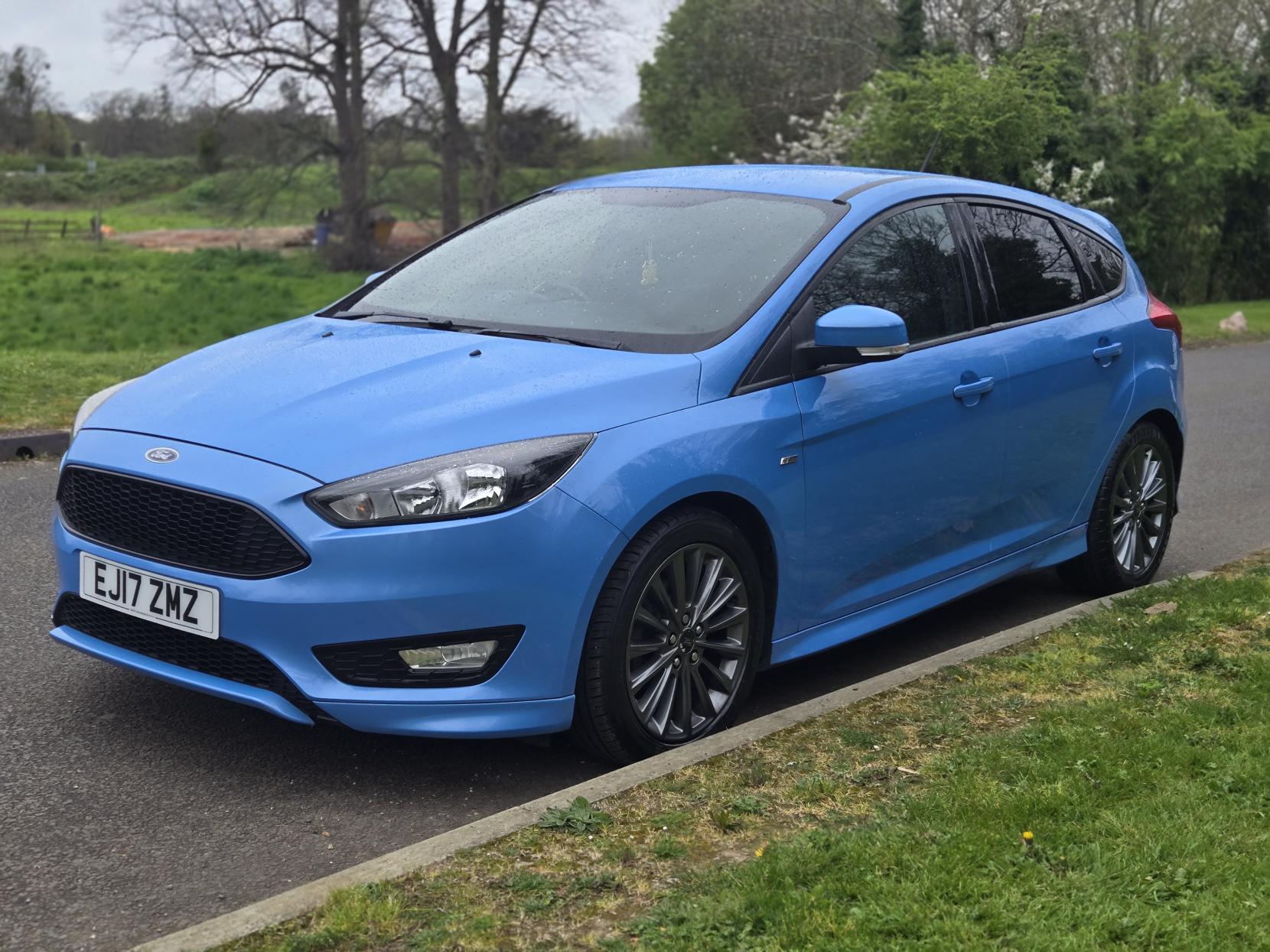 Ford Focus 1.0T EcoBoost ST-Line Hatchback 5dr Petrol Manual Euro 6 (s/s) (125 ps)