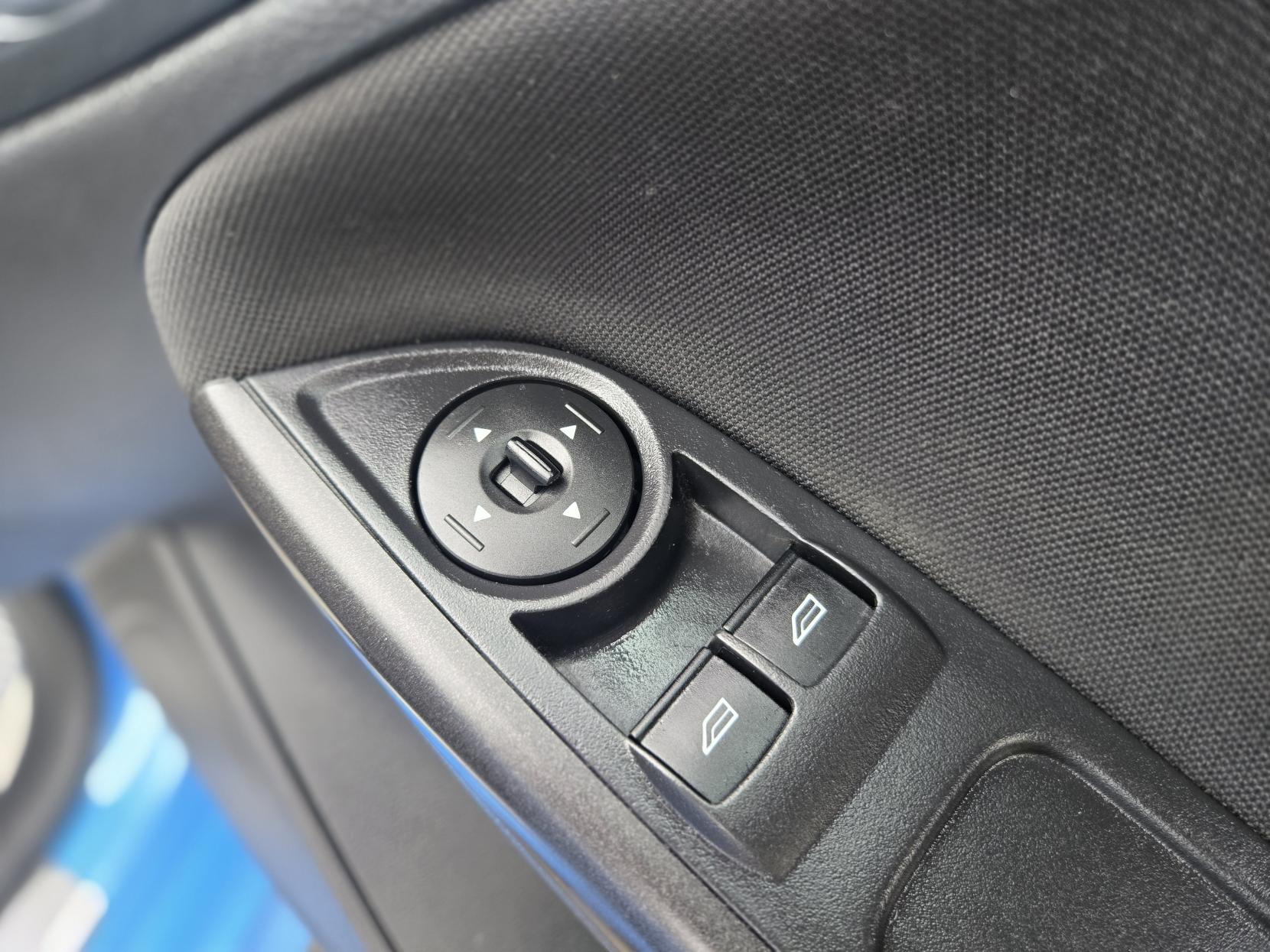 Ford Focus 1.0T EcoBoost ST-Line Hatchback 5dr Petrol Manual Euro 6 (s/s) (125 ps)