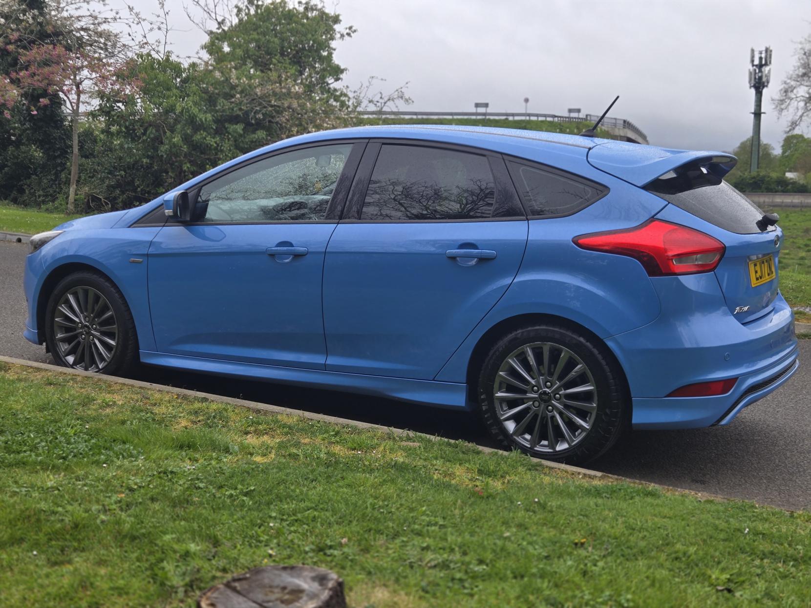 Ford Focus 1.0T EcoBoost ST-Line Hatchback 5dr Petrol Manual Euro 6 (s/s) (125 ps)