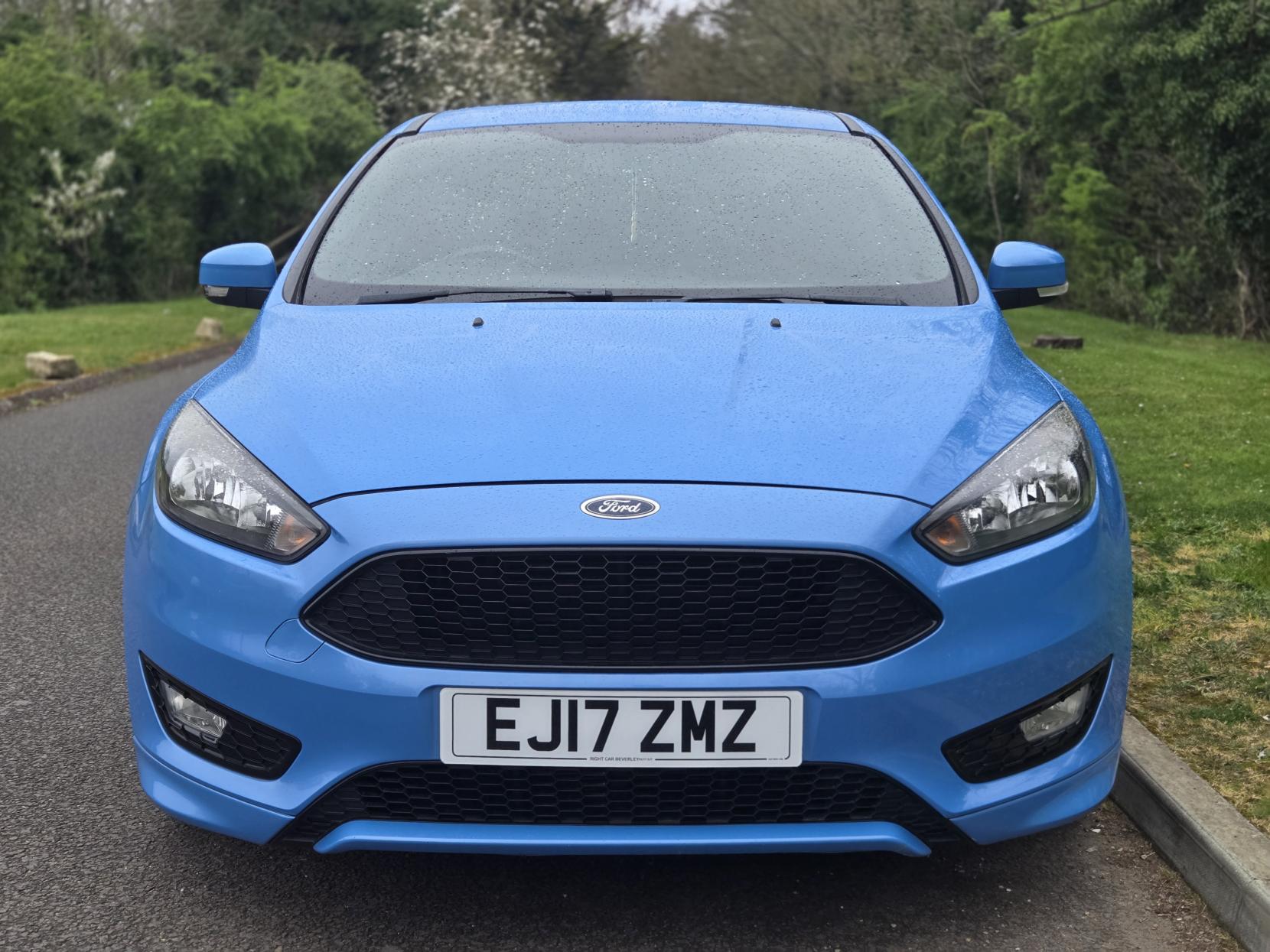 Ford Focus 1.0T EcoBoost ST-Line Hatchback 5dr Petrol Manual Euro 6 (s/s) (125 ps)