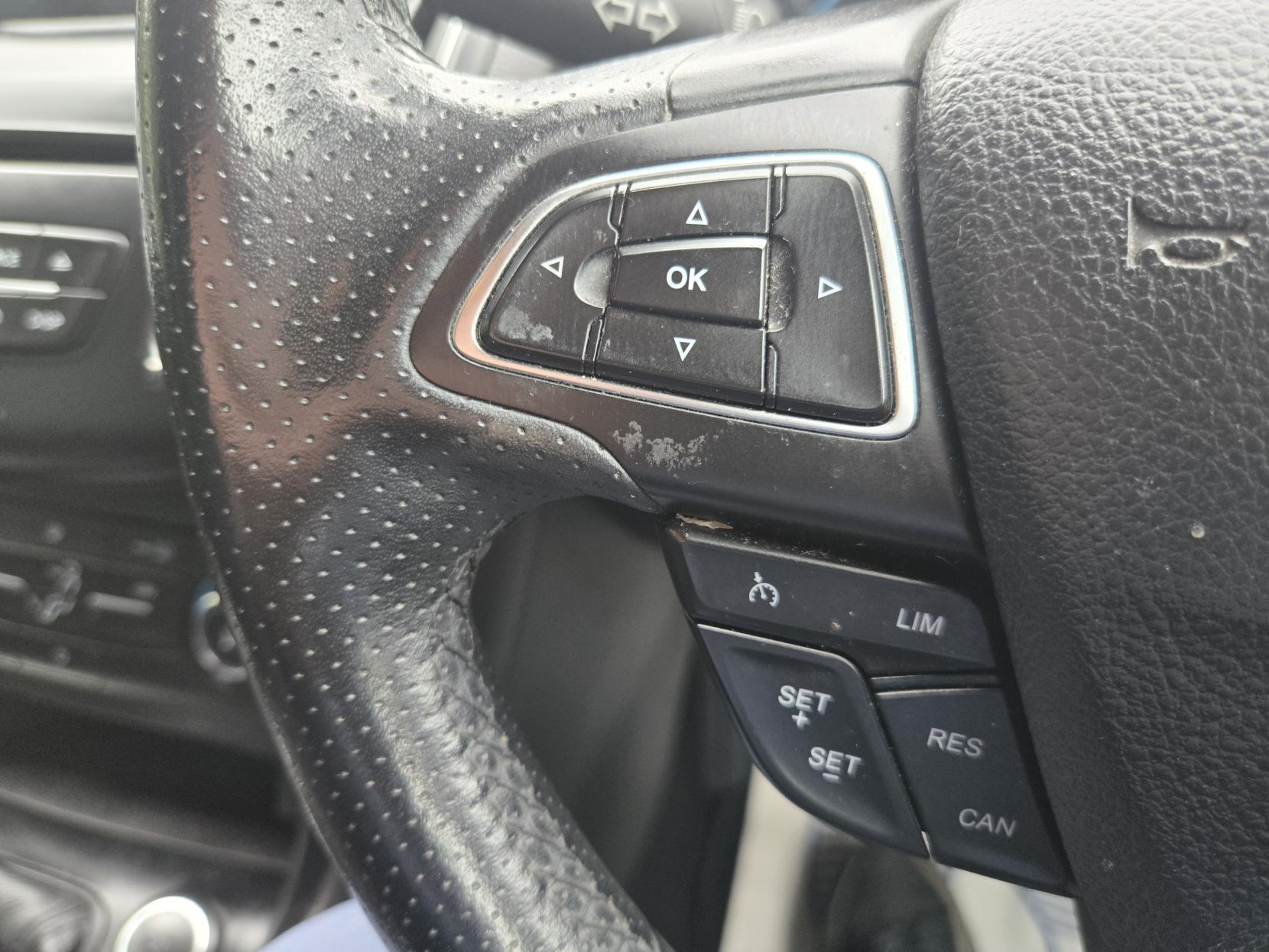 Ford Focus 1.0T EcoBoost ST-Line Hatchback 5dr Petrol Manual Euro 6 (s/s) (125 ps)