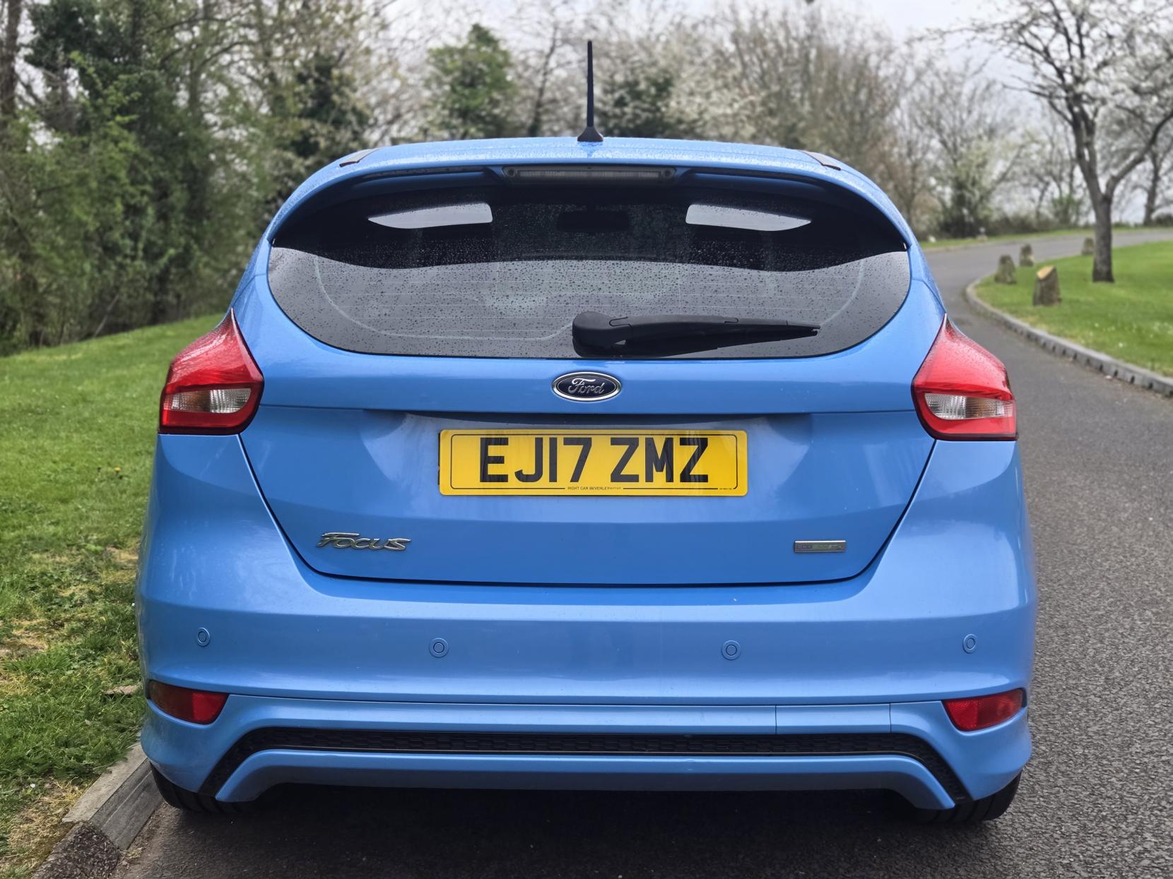 Ford Focus 1.0T EcoBoost ST-Line Hatchback 5dr Petrol Manual Euro 6 (s/s) (125 ps)