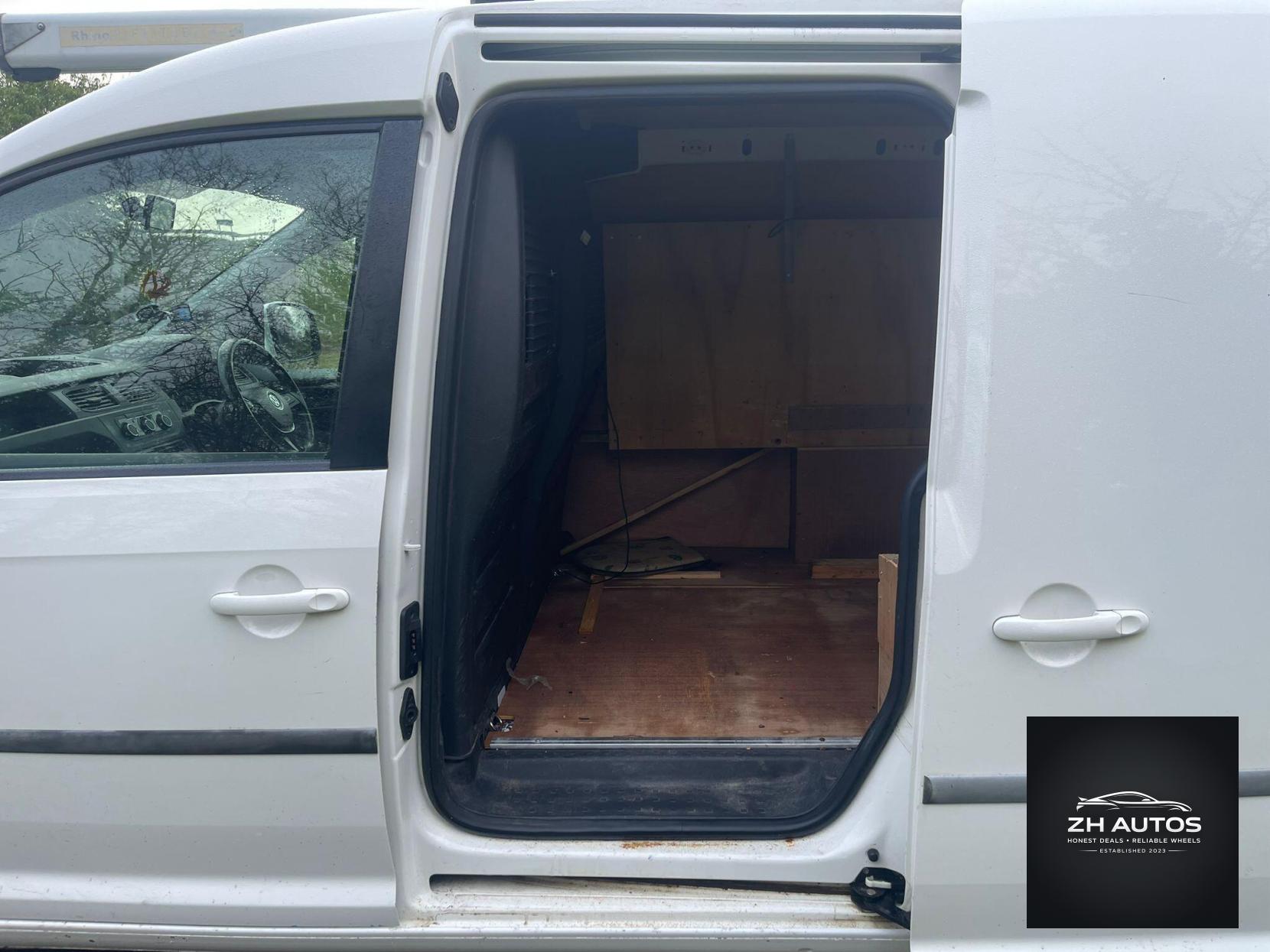 Volkswagen Caddy 2.0 TDI C20 BlueMotion Tech Trendline SWB Euro 6 (s/s) 5dr