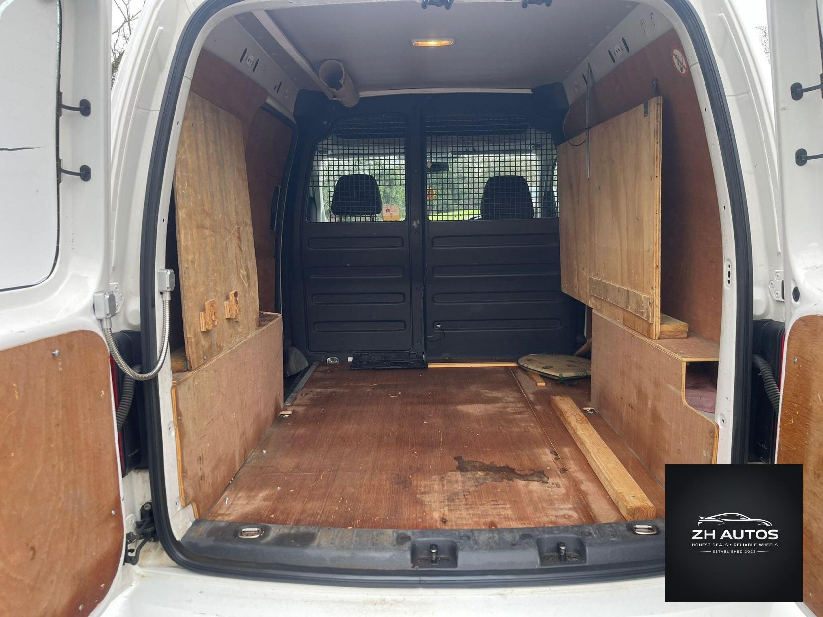 Volkswagen Caddy 2.0 TDI C20 BlueMotion Tech Trendline SWB Euro 6 (s/s) 5dr