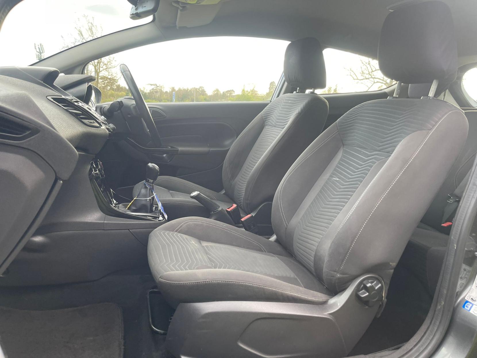 Ford Fiesta 1.0T EcoBoost Zetec Hatchback 3dr Petrol Manual Euro 6 (s/s) (100 ps)