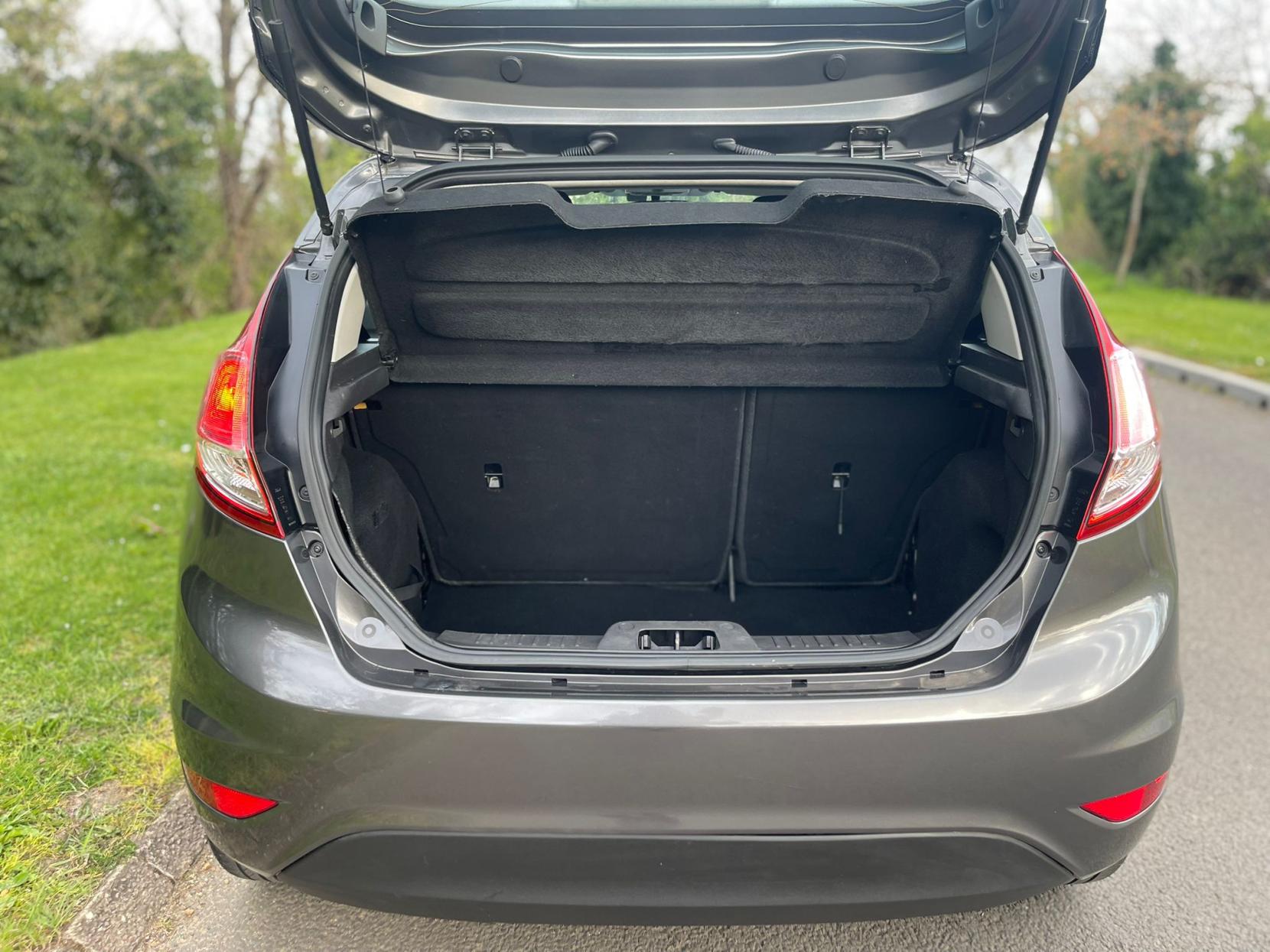 Ford Fiesta 1.0T EcoBoost Zetec Hatchback 3dr Petrol Manual Euro 6 (s/s) (100 ps)