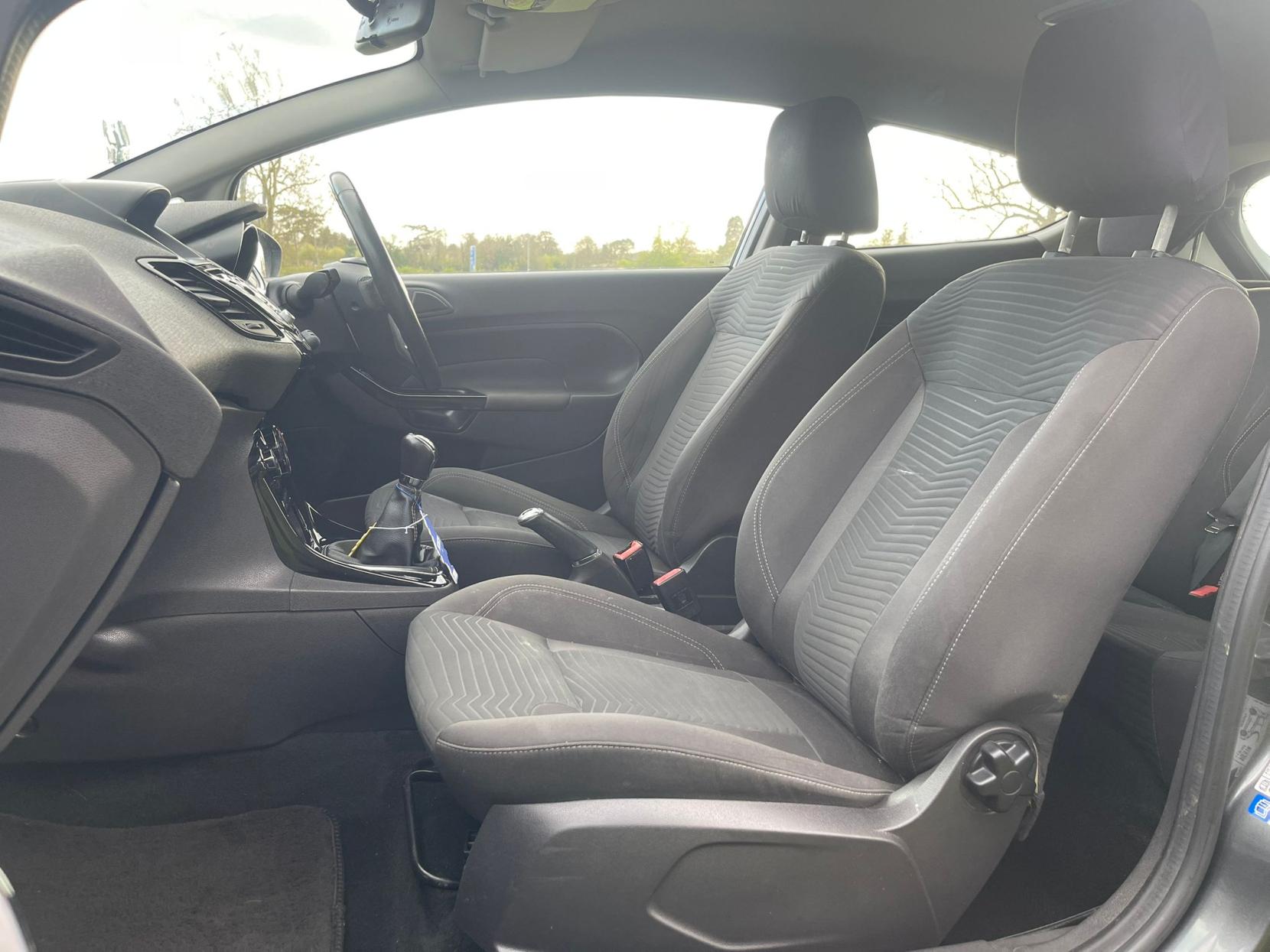 Ford Fiesta 1.0T EcoBoost Zetec Hatchback 3dr Petrol Manual Euro 6 (s/s) (100 ps)