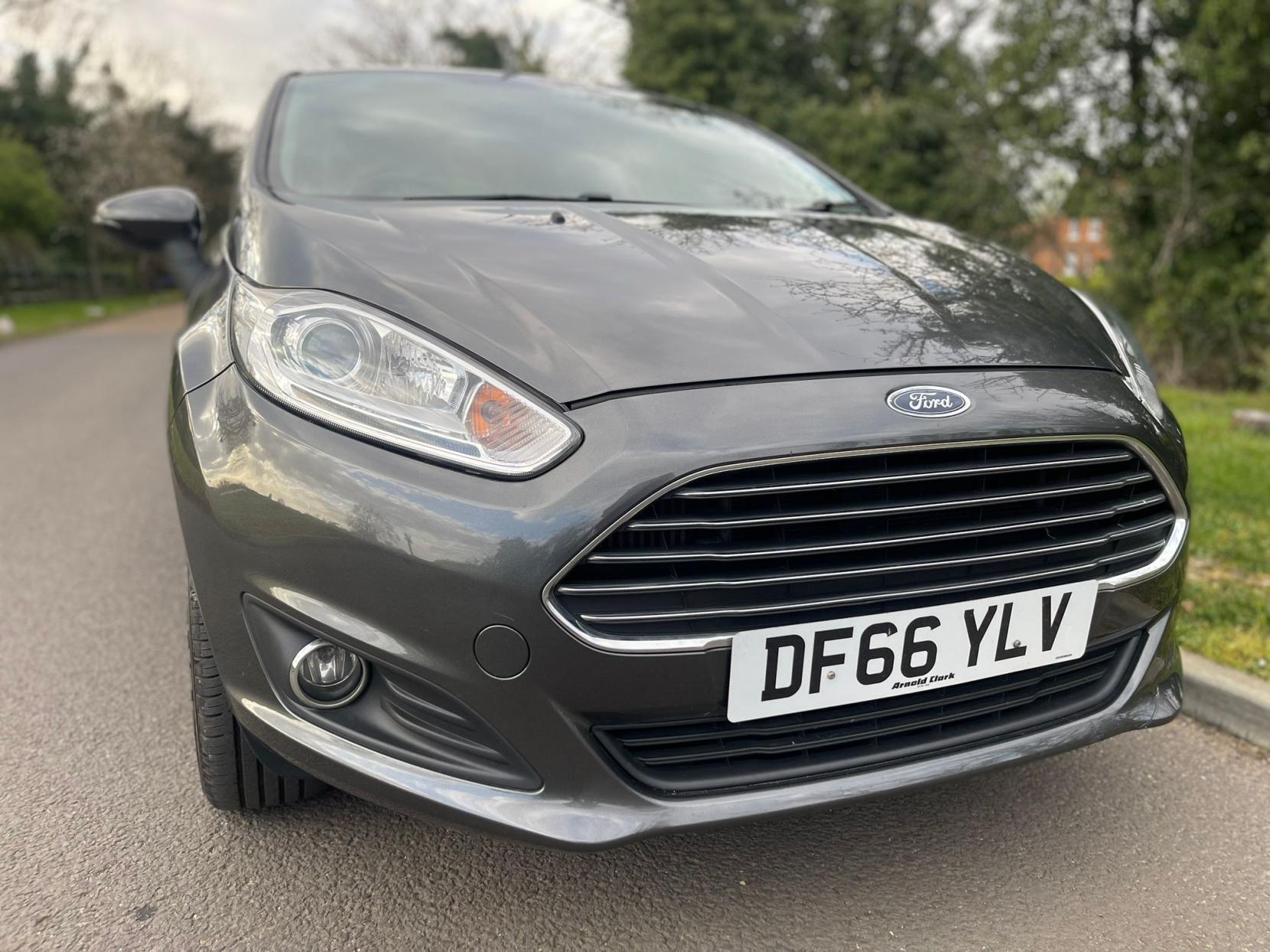 Ford Fiesta 1.0T EcoBoost Zetec Hatchback 3dr Petrol Manual Euro 6 (s/s) (100 ps)