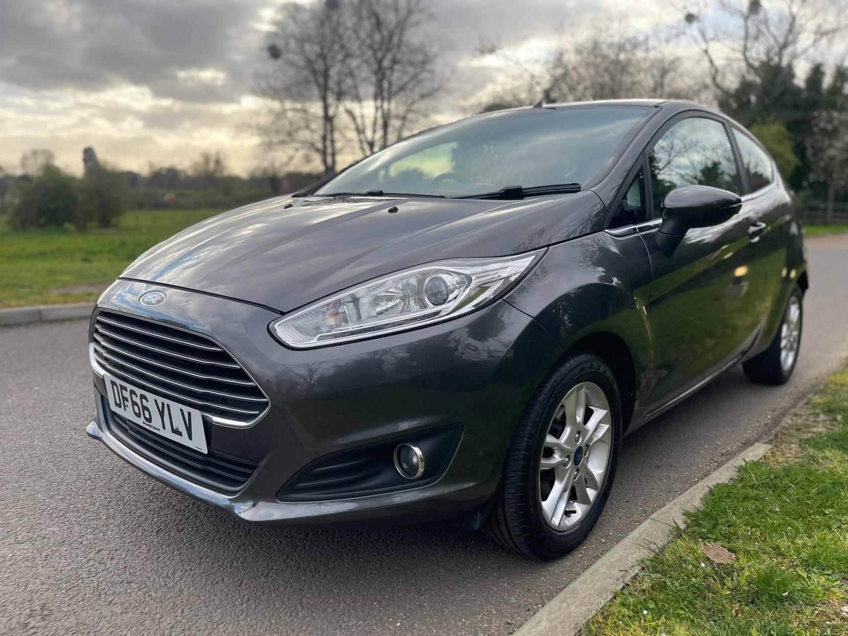 Ford Fiesta 1.0T EcoBoost Zetec Hatchback 3dr Petrol Manual Euro 6 (s/s) (100 ps)