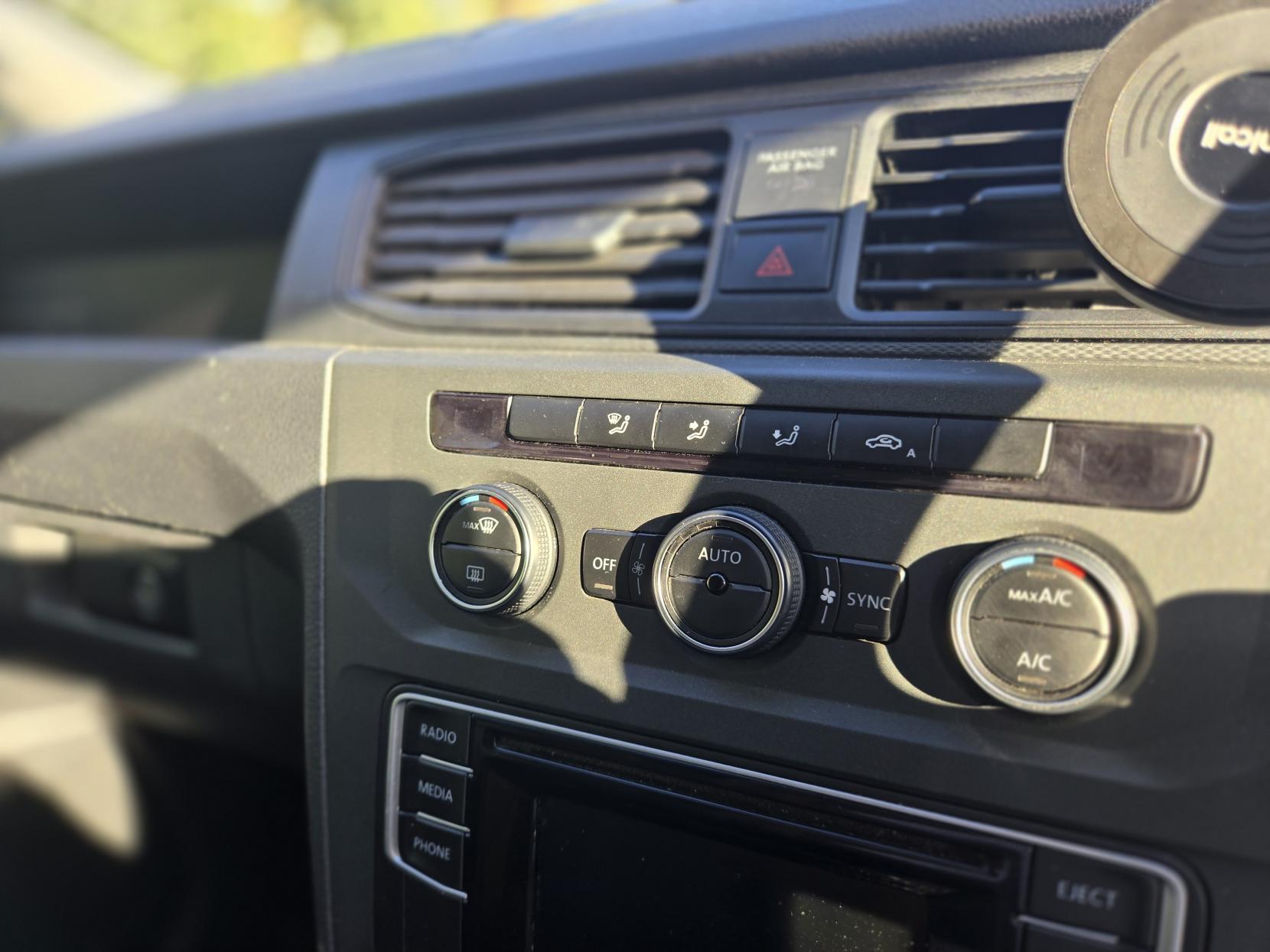 Volkswagen Caddy 1.0 TSI C20 BlueMotion Tech Startline Panel Van 5dr Petrol Manual SWB Euro 6 (s/s) (102 ps)