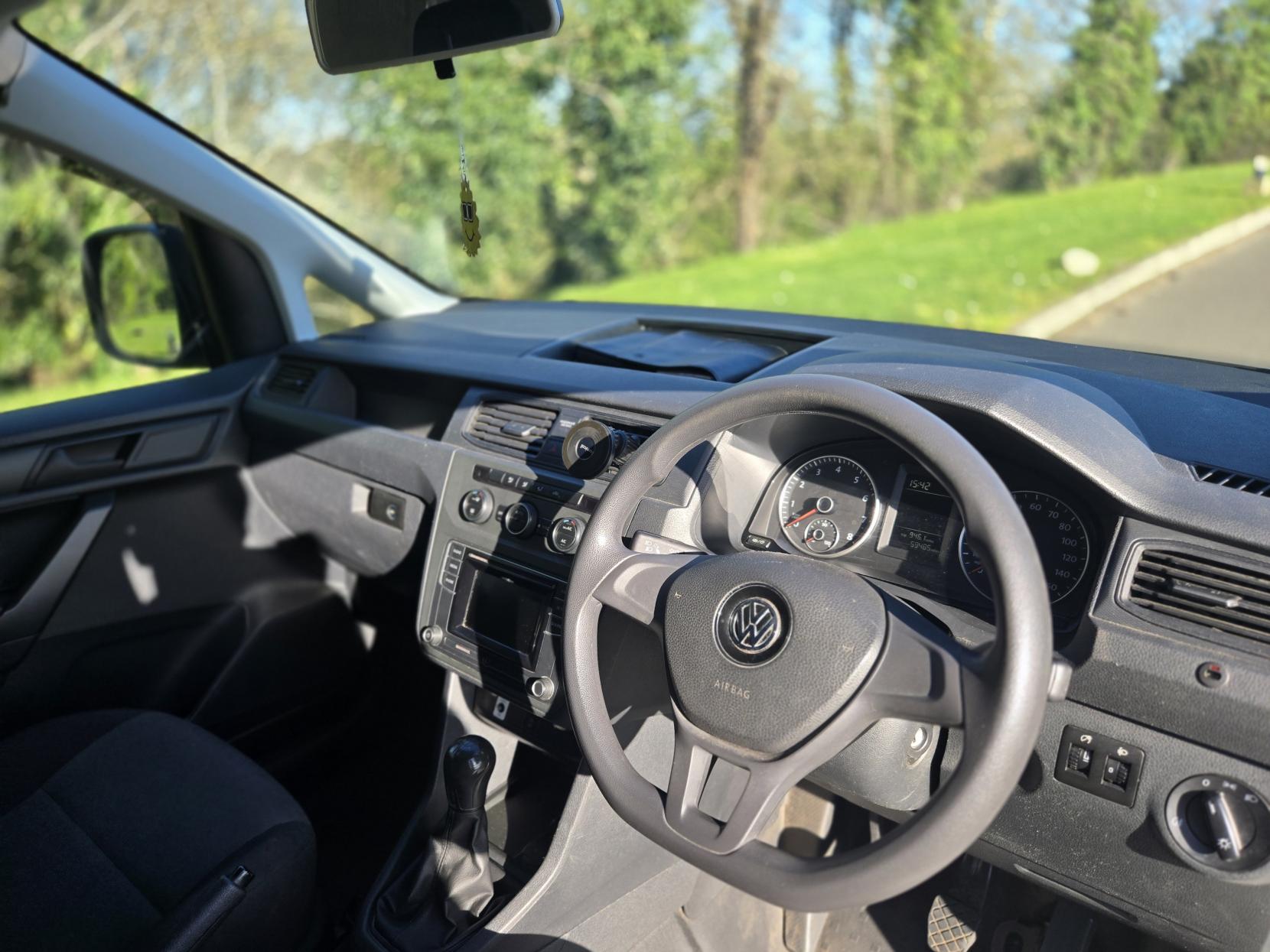 Volkswagen Caddy 1.0 TSI C20 BlueMotion Tech Startline Panel Van 5dr Petrol Manual SWB Euro 6 (s/s) (102 ps)